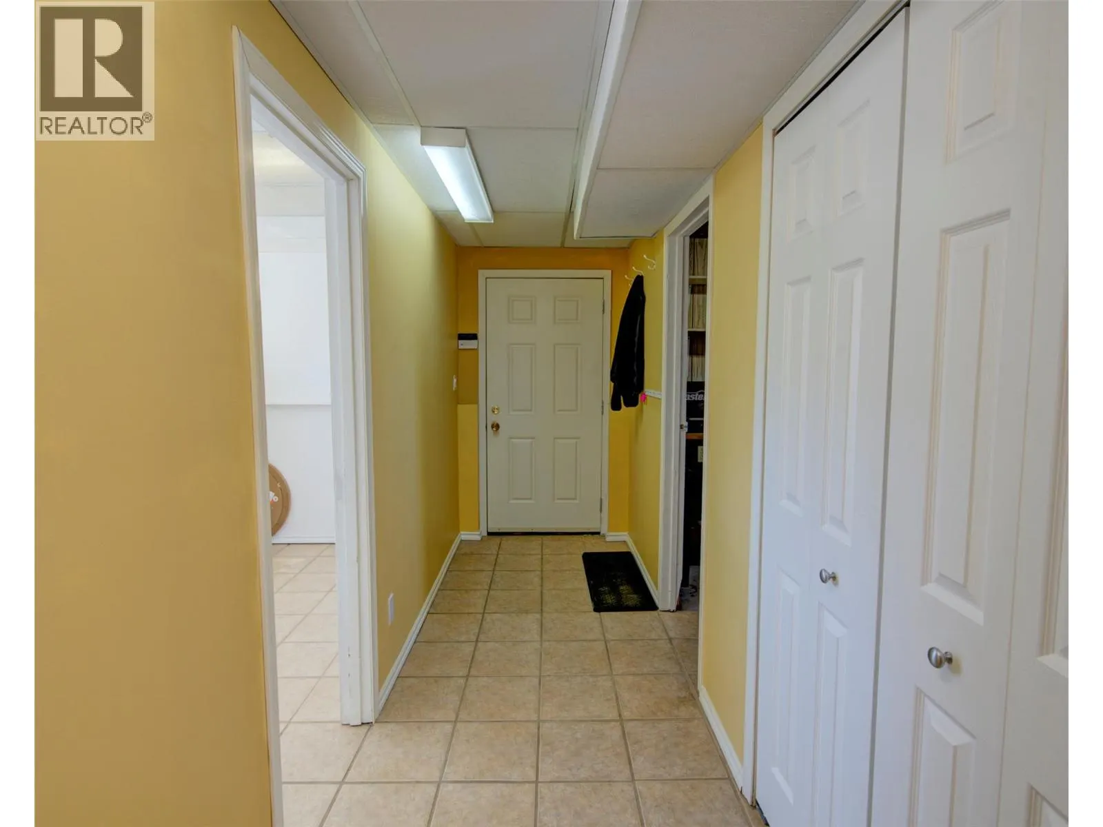 5894 Dedecker West Road