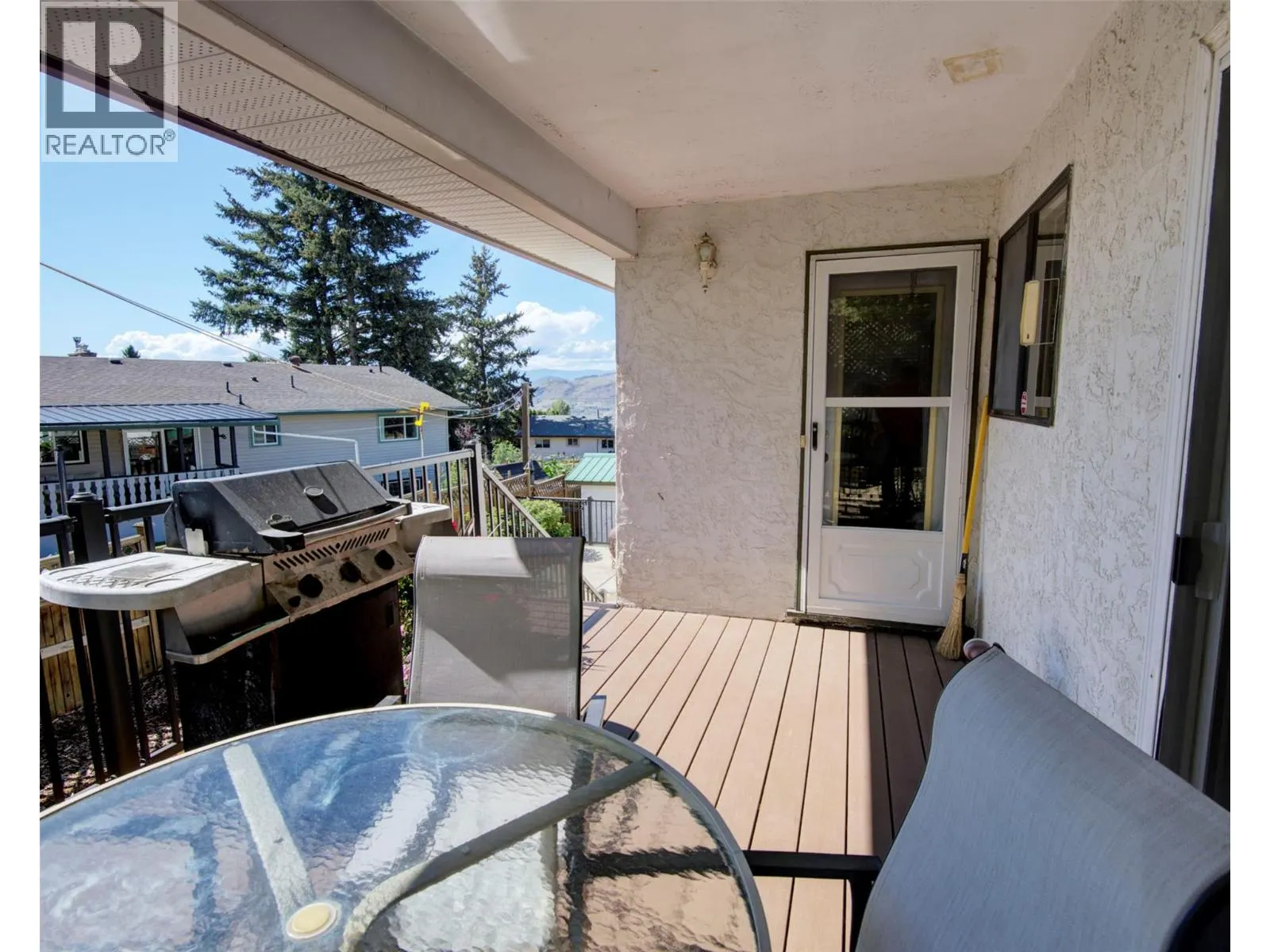 5894 Dedecker West Road