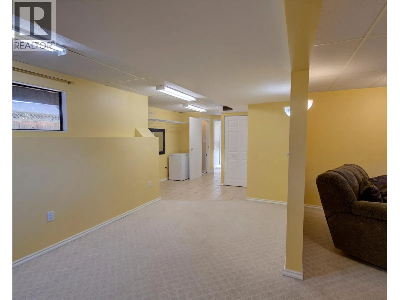 5894 Dedecker West Road