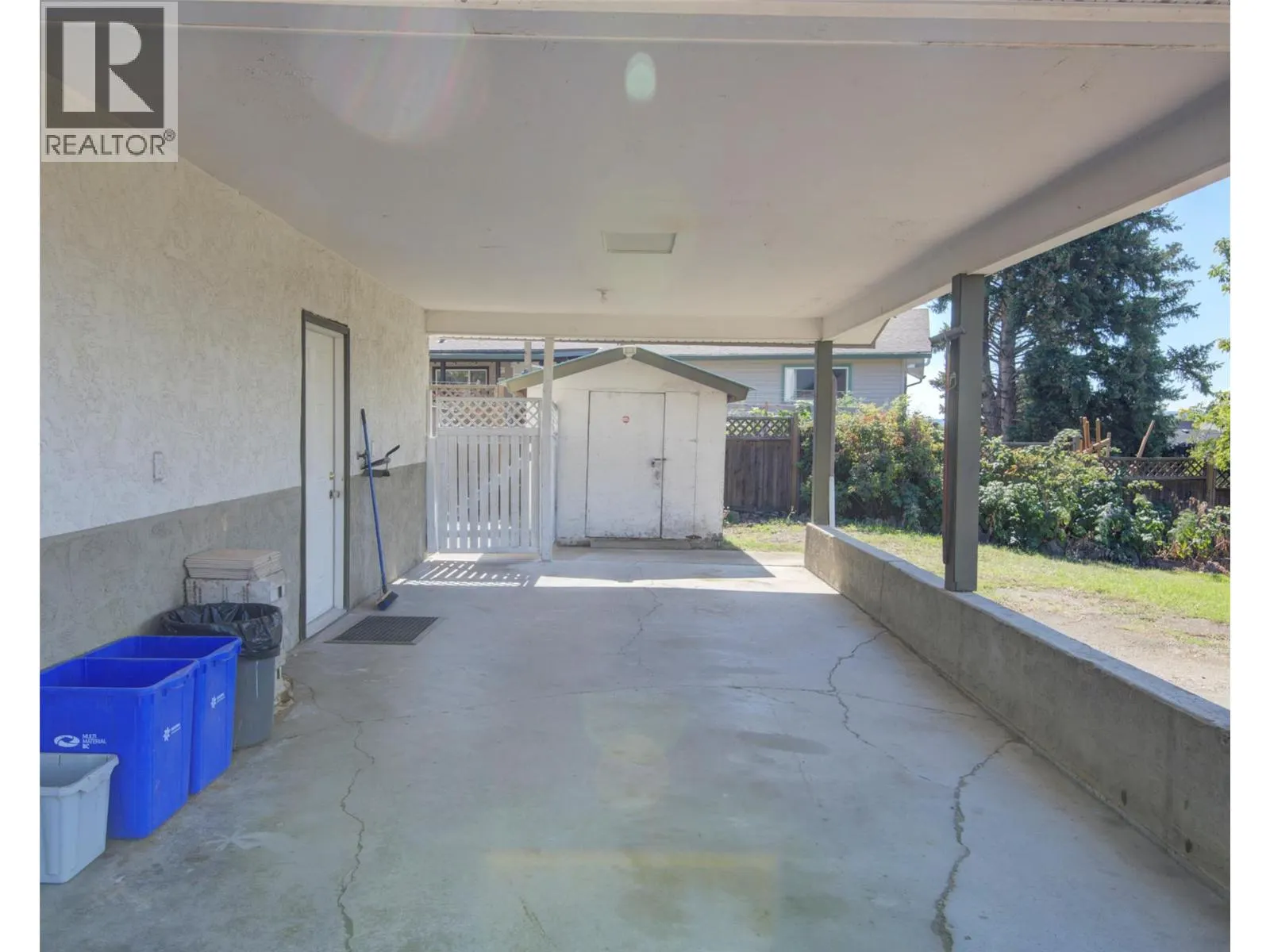 5894 Dedecker West Road