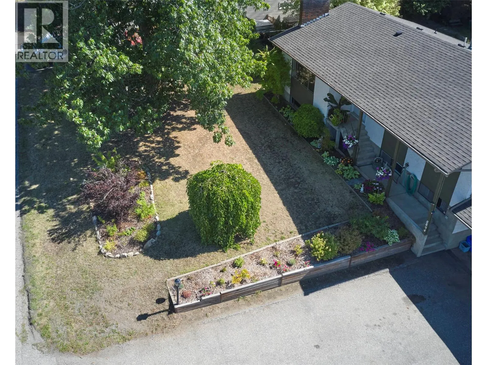 5894 Dedecker West Road