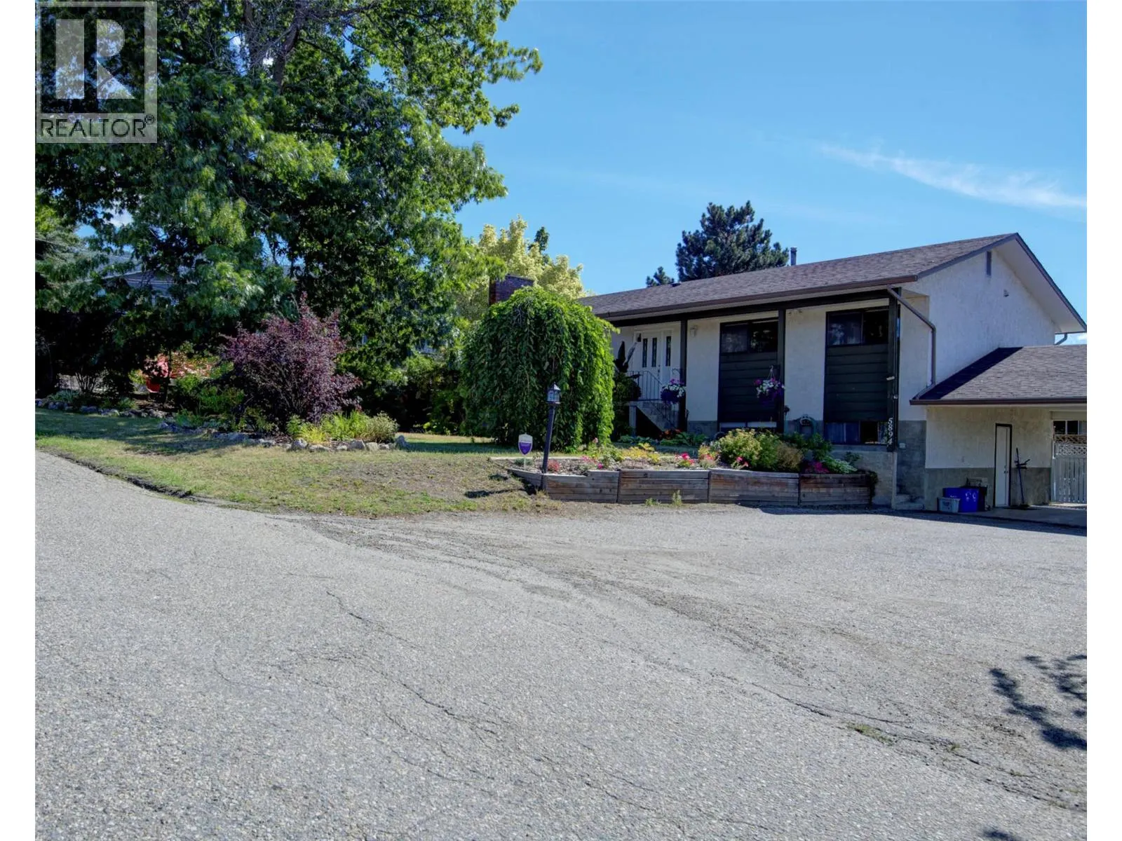 5894 Dedecker West Road