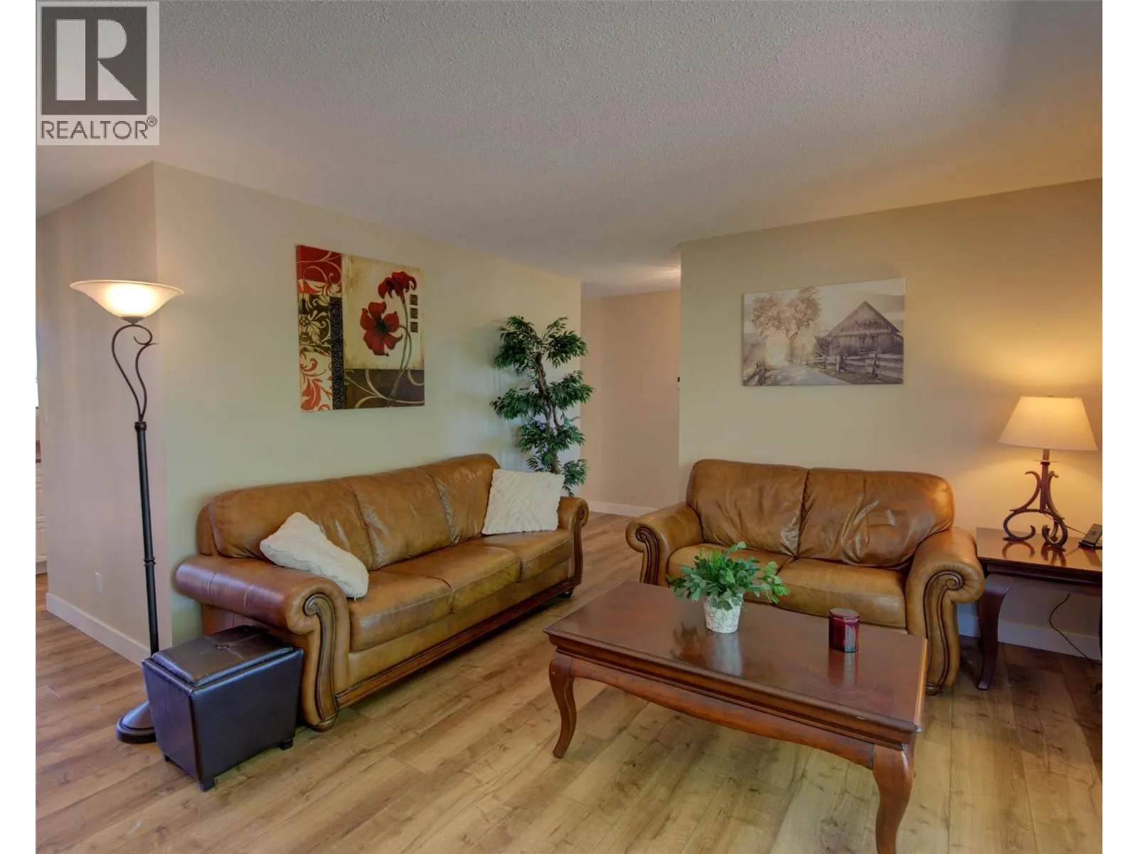 5894 Dedecker West Road