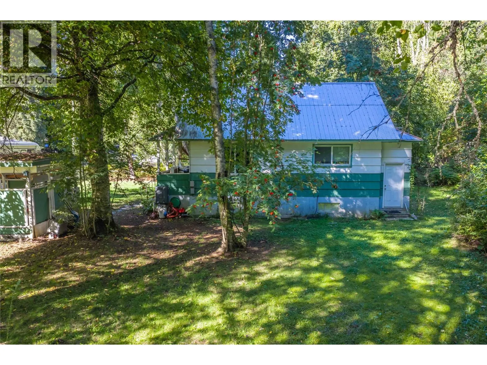 3642 Catherwood Road