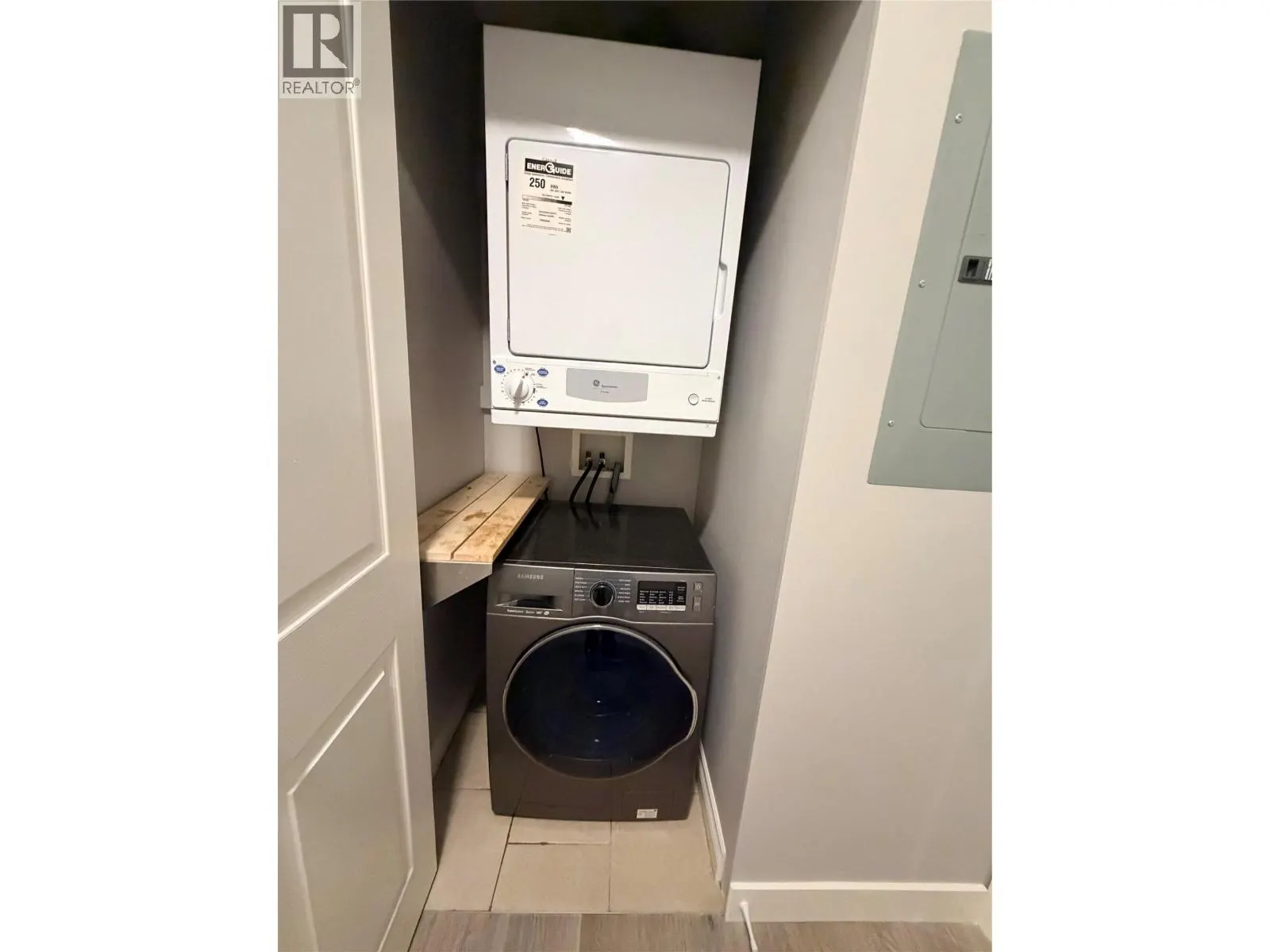 3833 Brown Road Unit# 1211