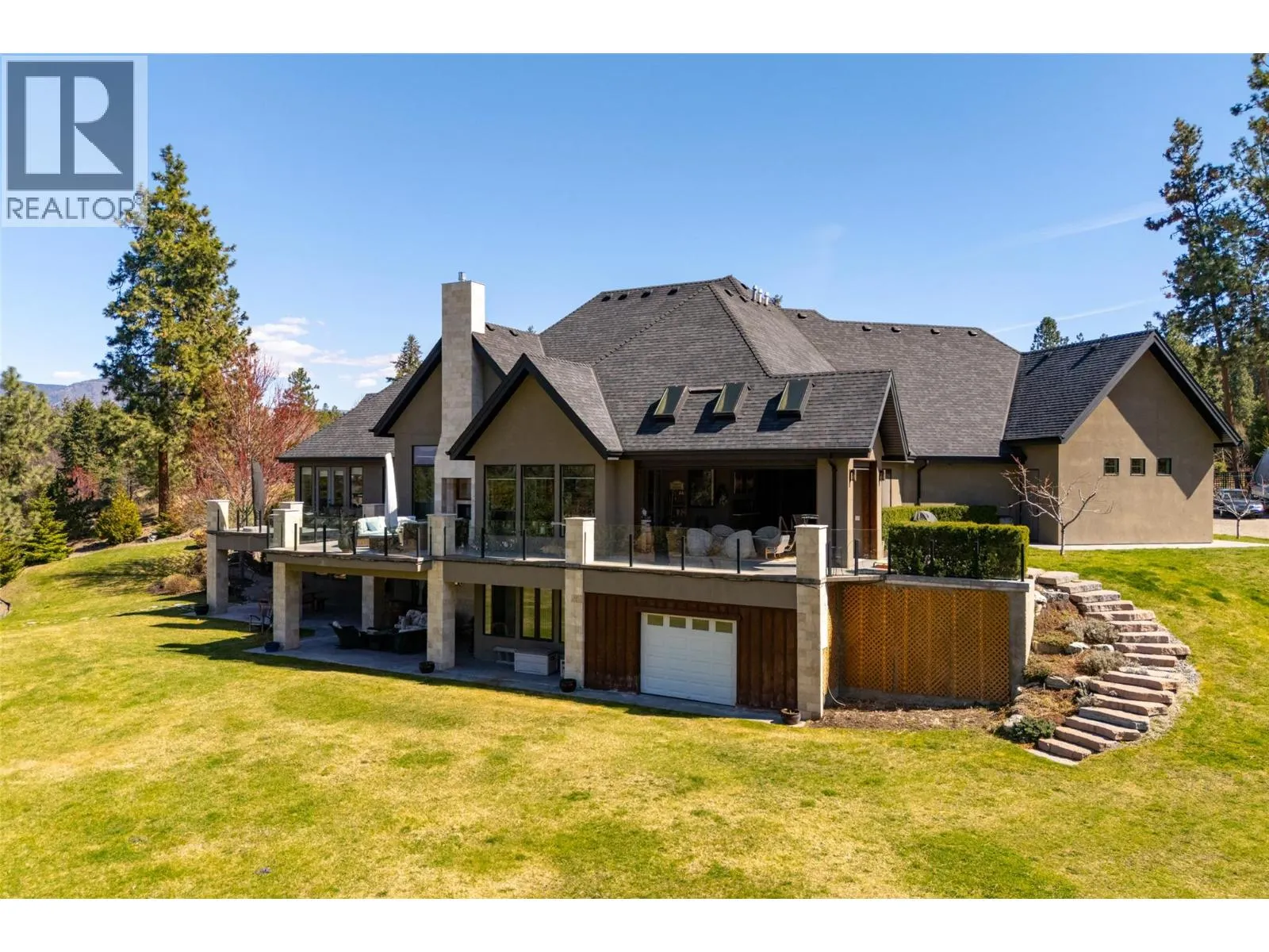 3990 Fairwinds Court
