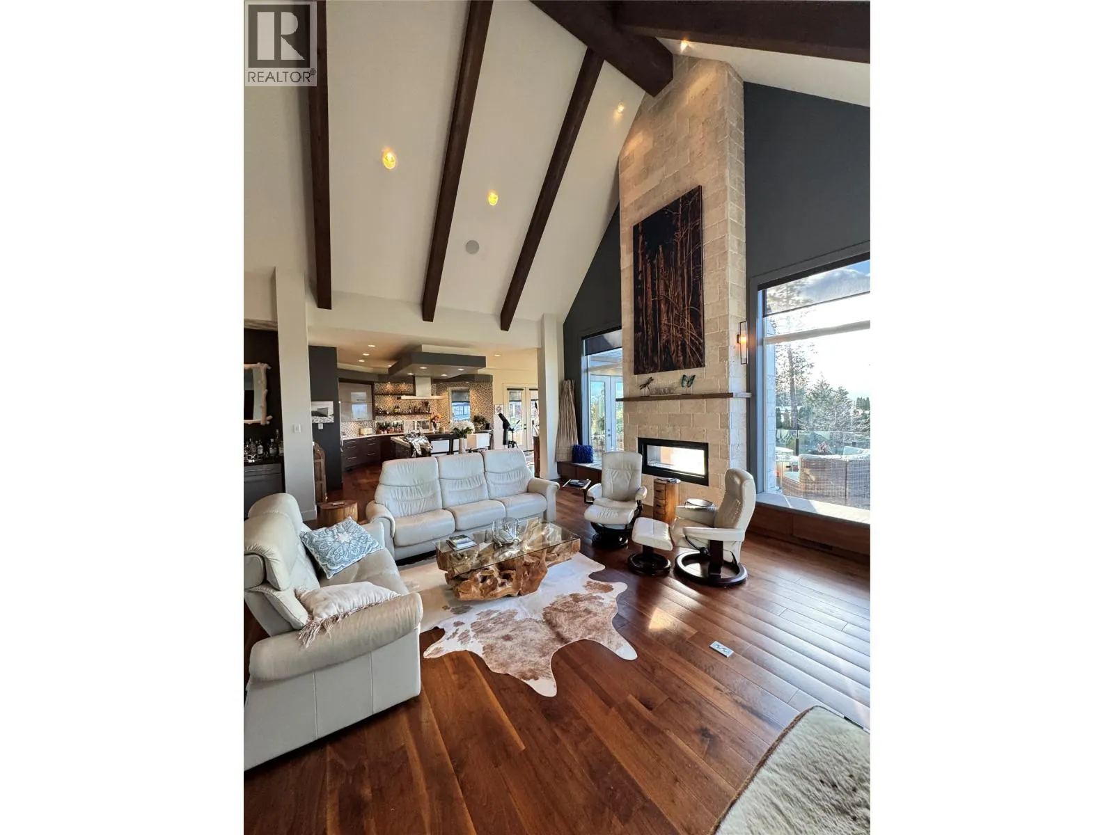 3990 Fairwinds Court