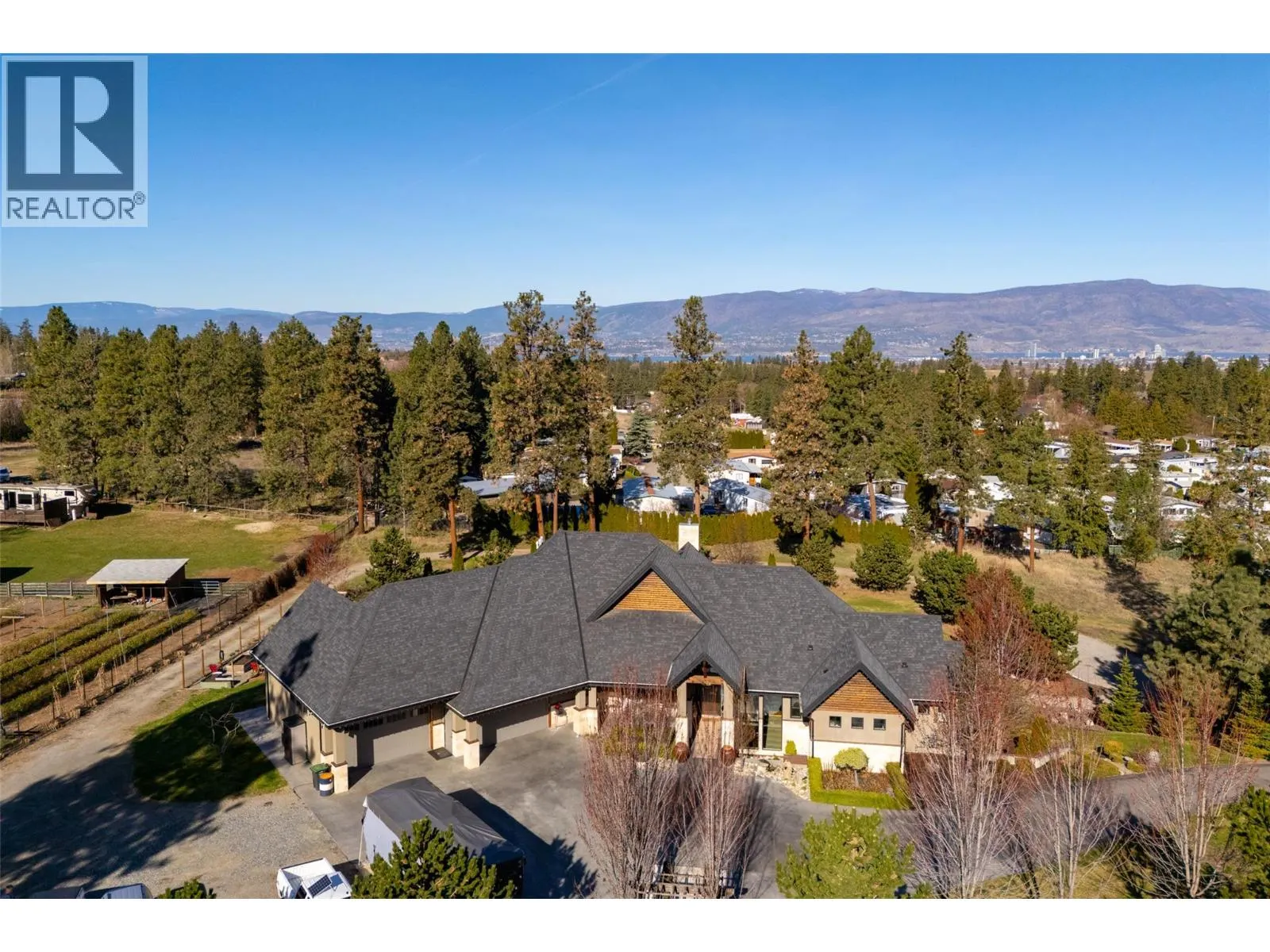 3990 Fairwinds Court