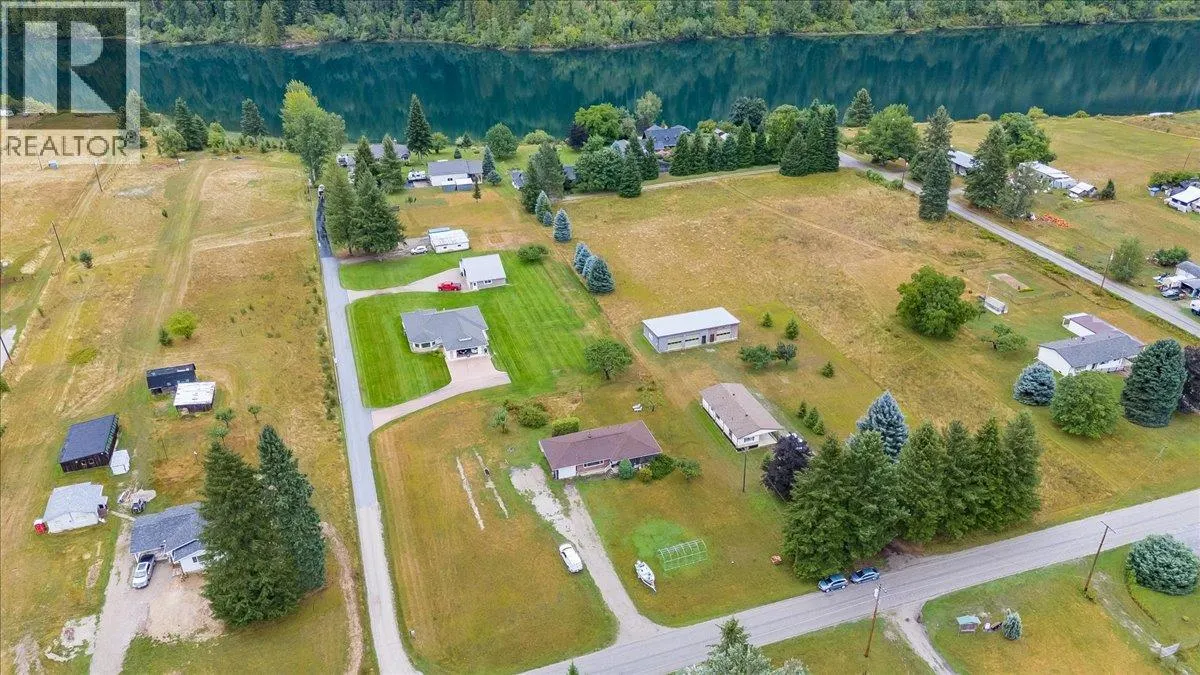 2626 Shoreacres Road
