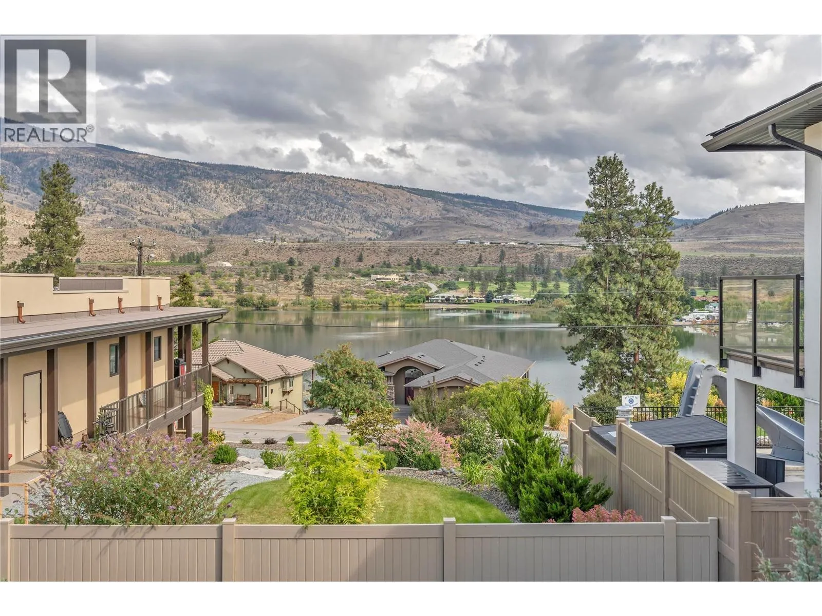 6764 Lakeside Drive
