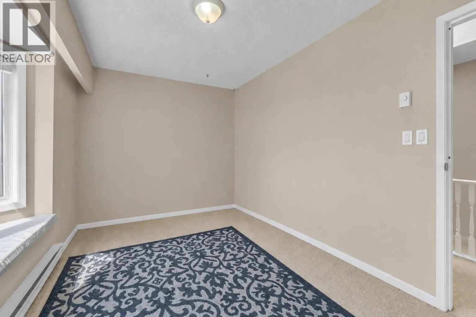6764 Lakeside Drive