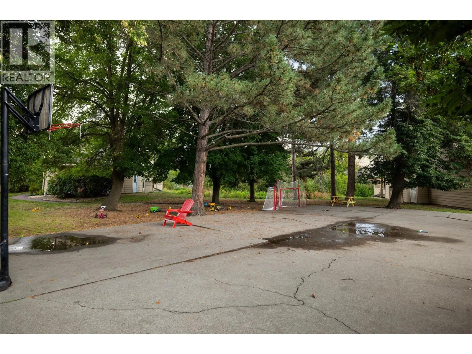5300 25 Avenue Unit# 20