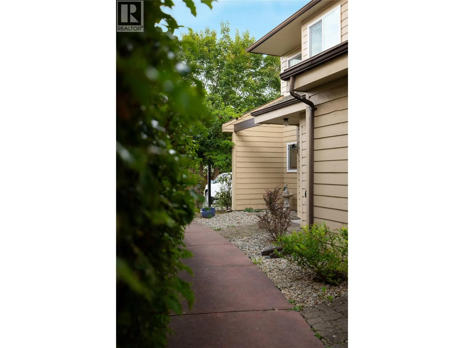 5300 25 Avenue Unit# 20