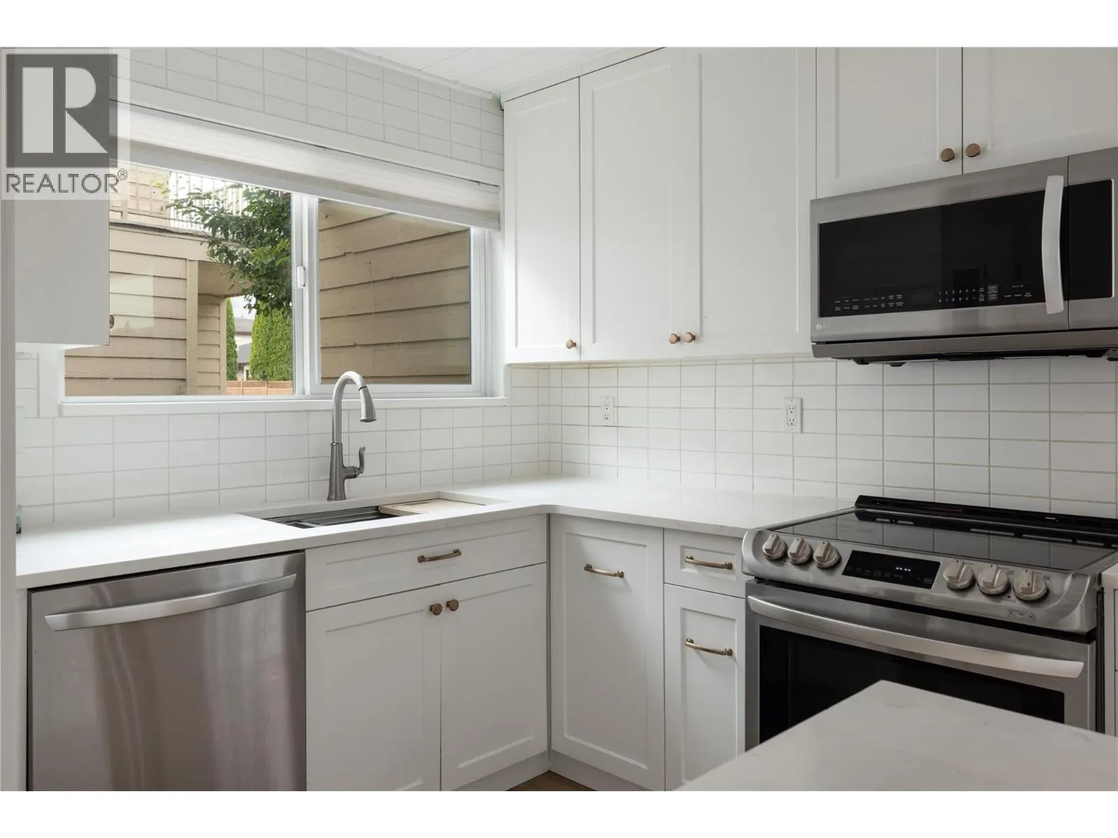5300 25 Avenue Unit# 20