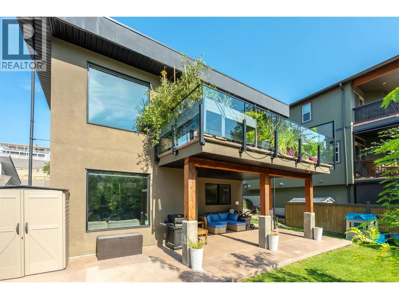 729 CREEKSIDE Road