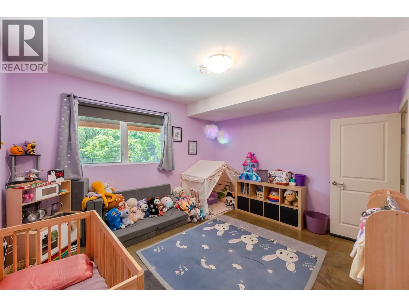 729 CREEKSIDE Road