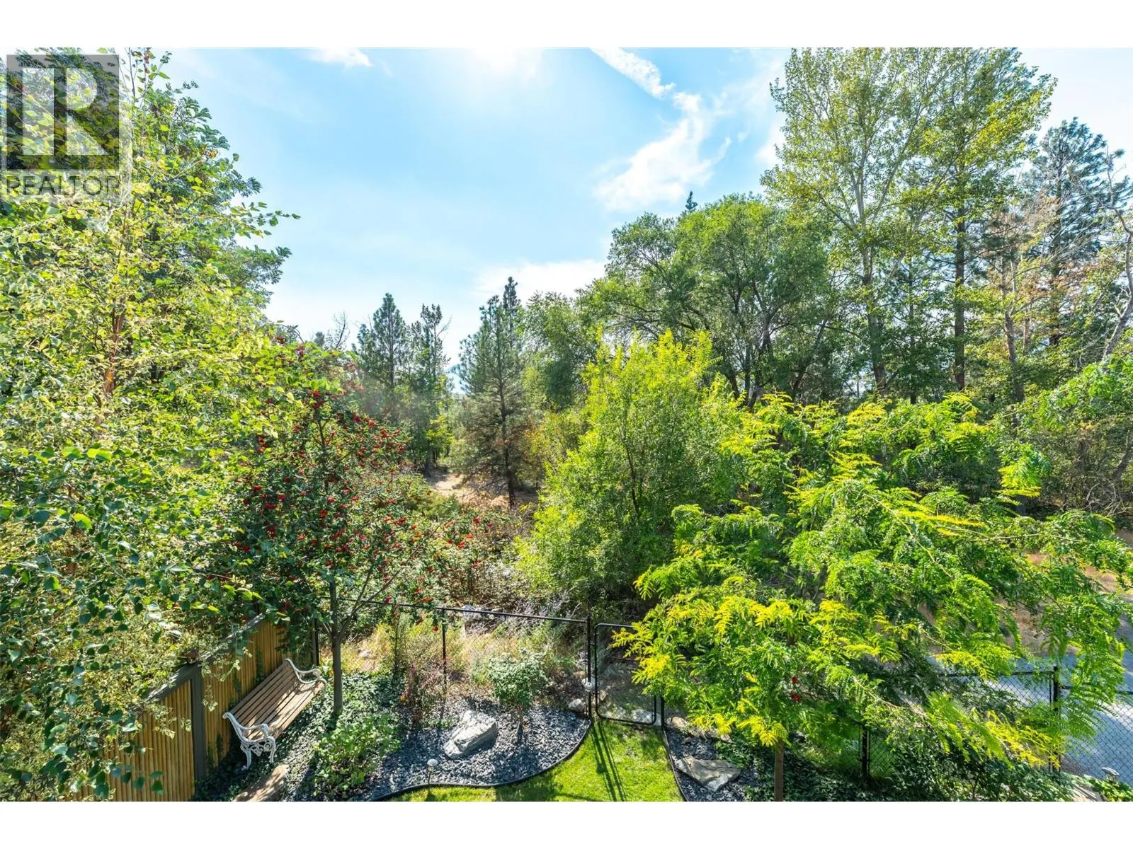 729 CREEKSIDE Road
