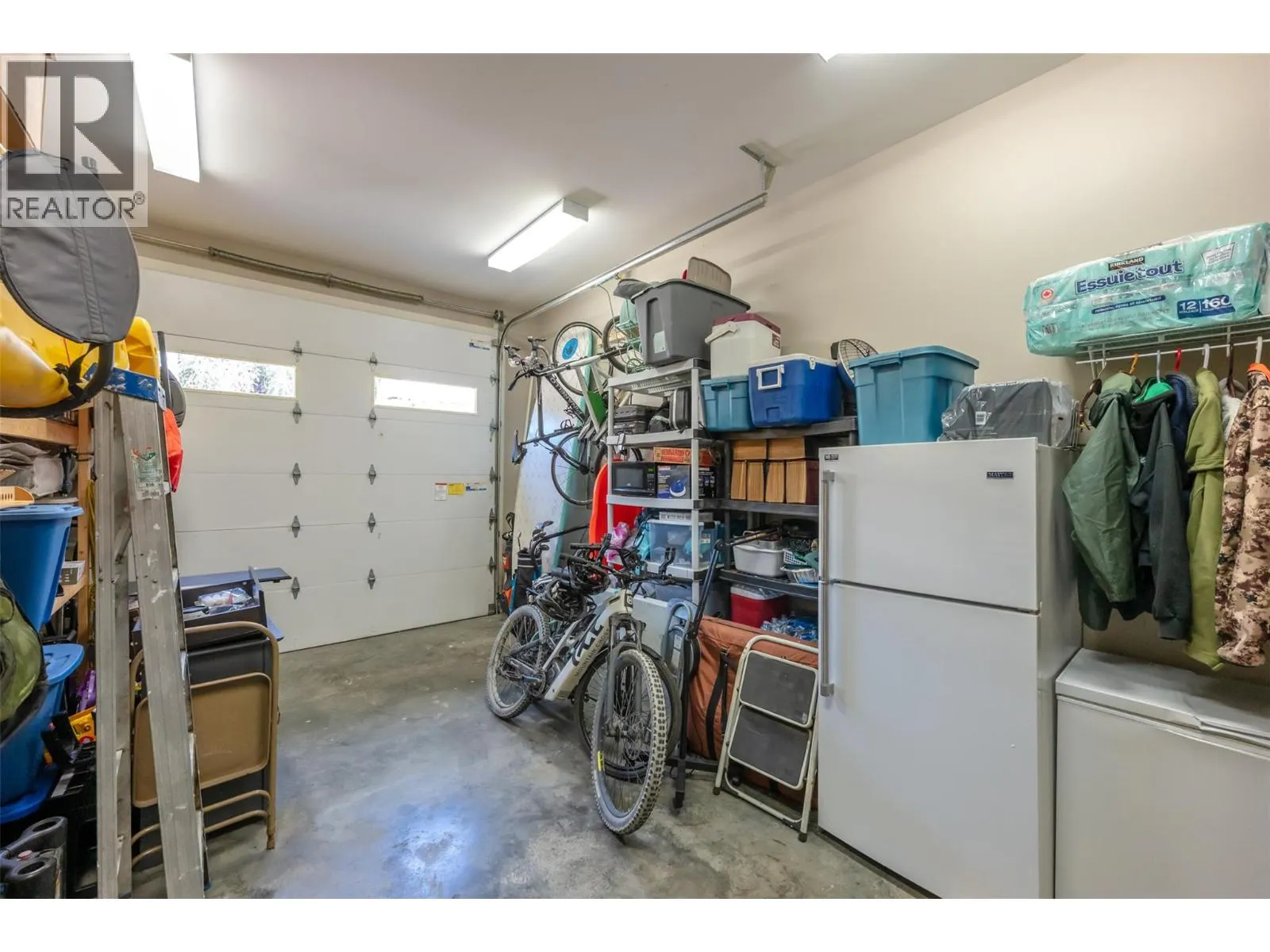 729 CREEKSIDE Road