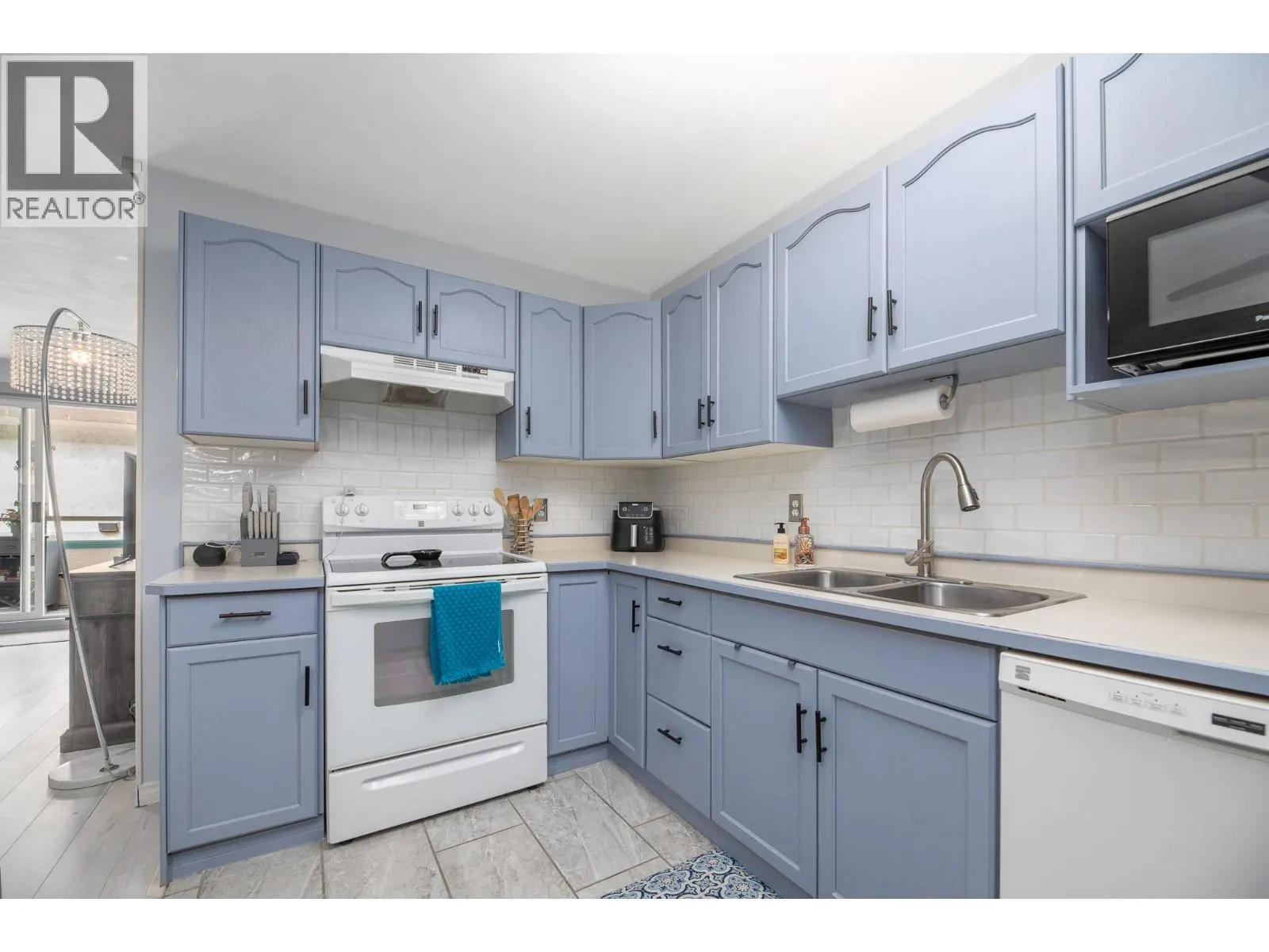 865 Main Street Unit# 204