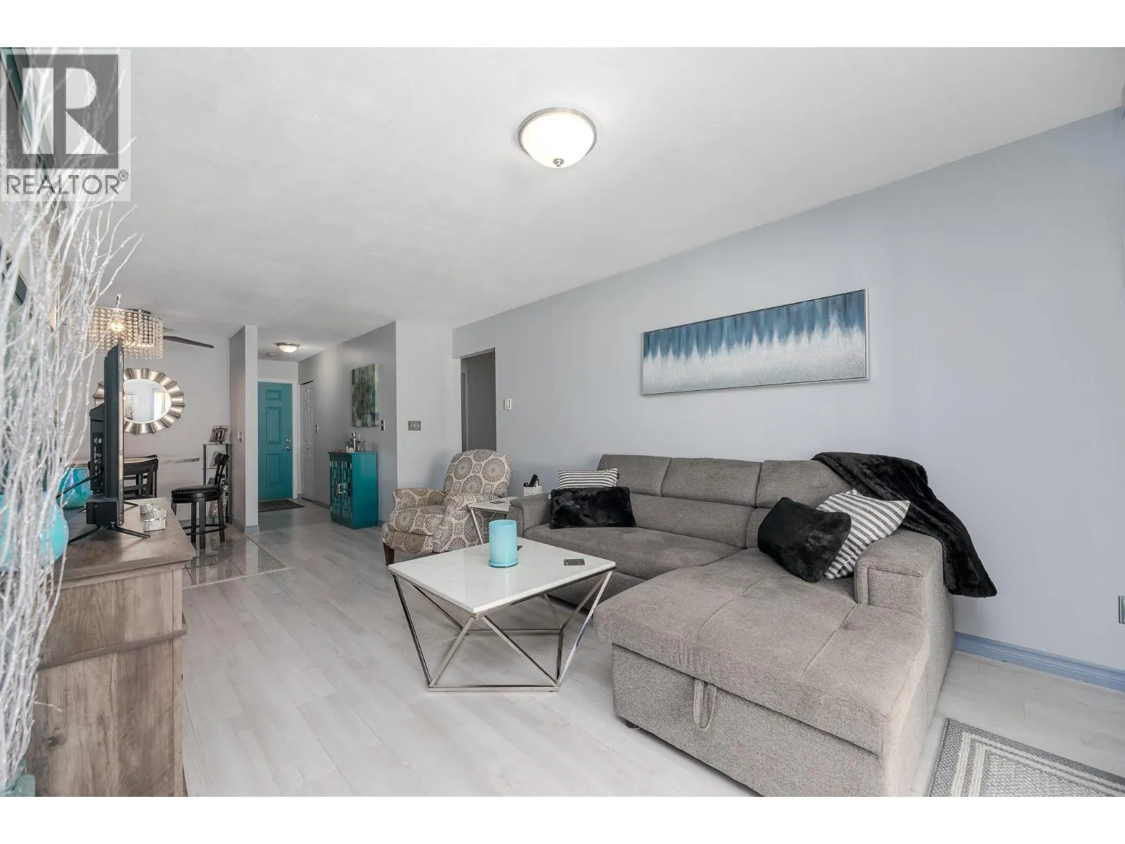 865 Main Street Unit# 204