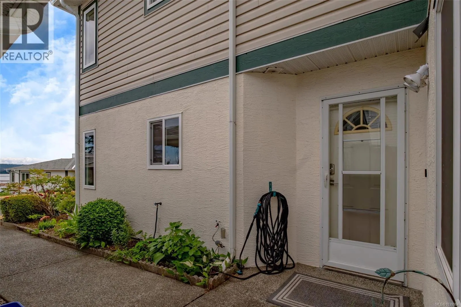 185 Bowlsby St