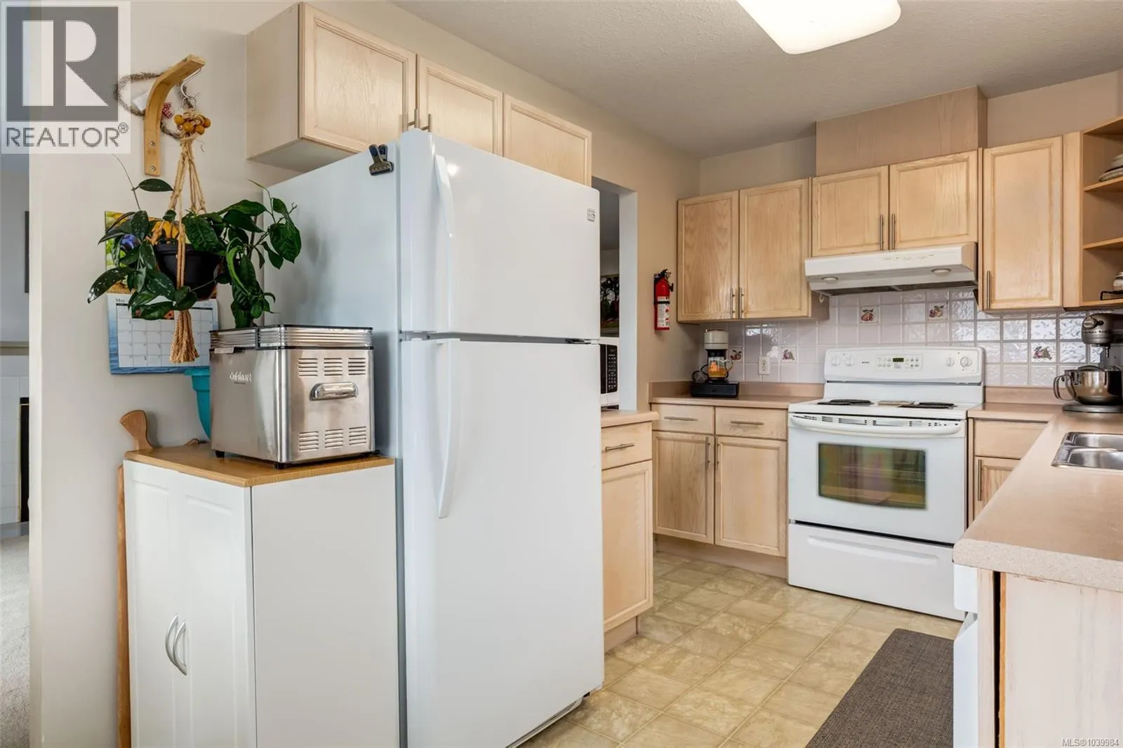 185 Bowlsby St