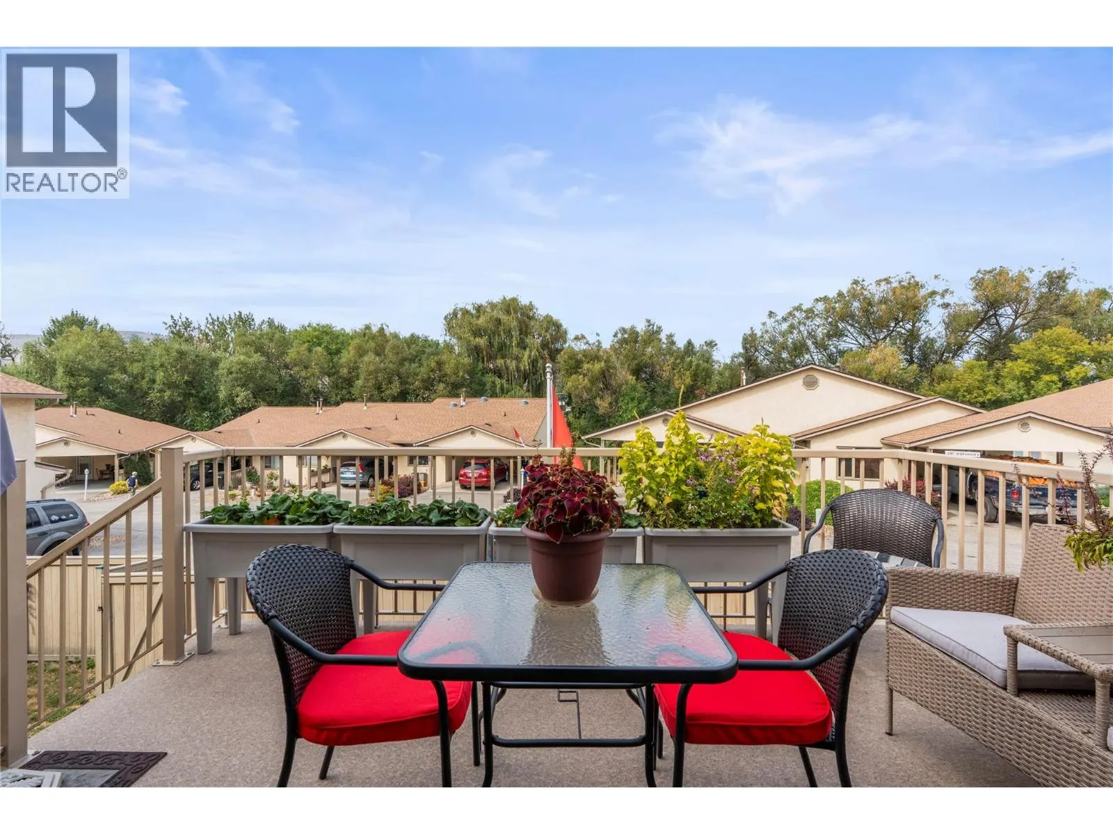 3850 Argyle Avenue Unit# 17