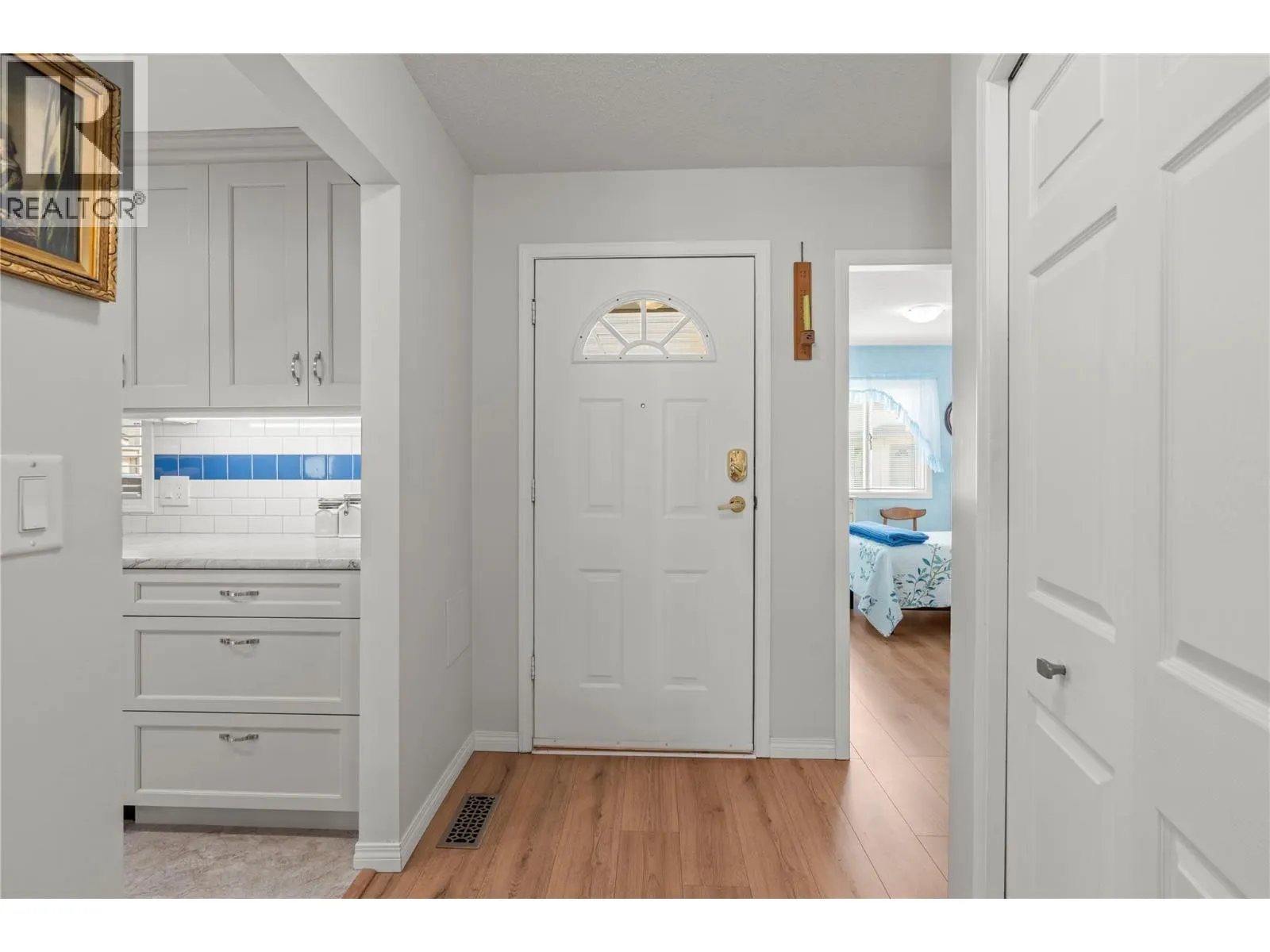 3850 Argyle Avenue Unit# 17