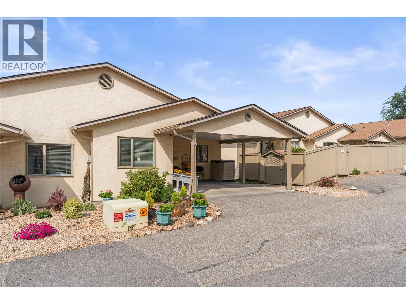 3850 Argyle Avenue Unit# 17