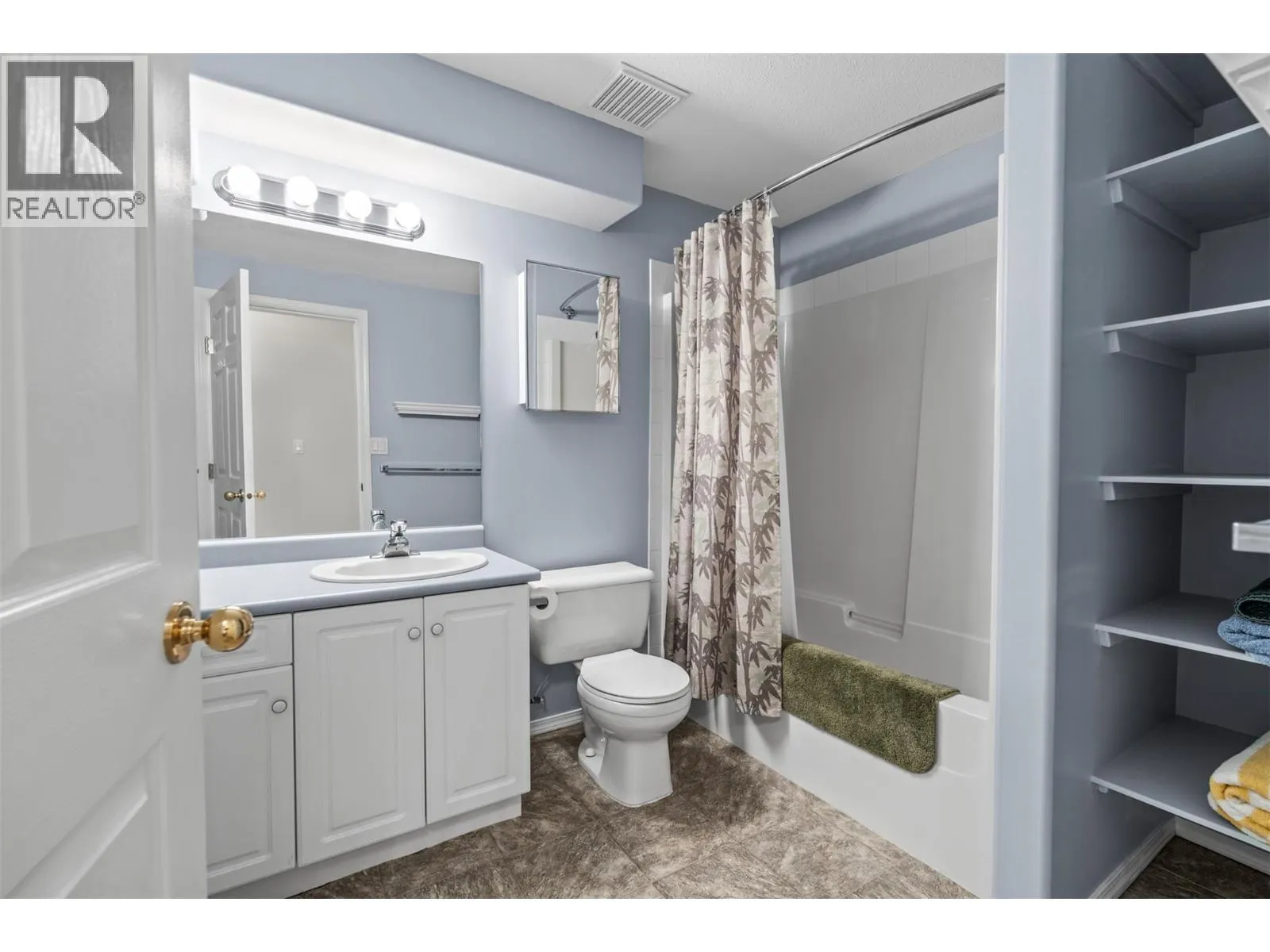 2675 Pine Avenue Unit# 54