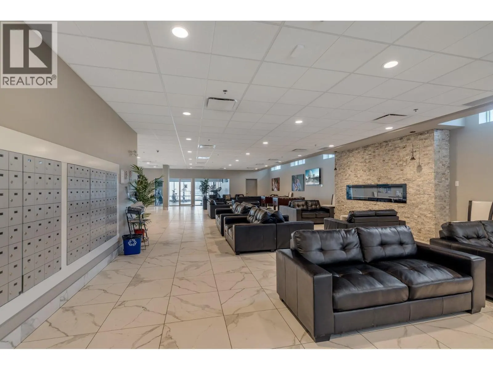 925 Leon Avenue Unit# 618