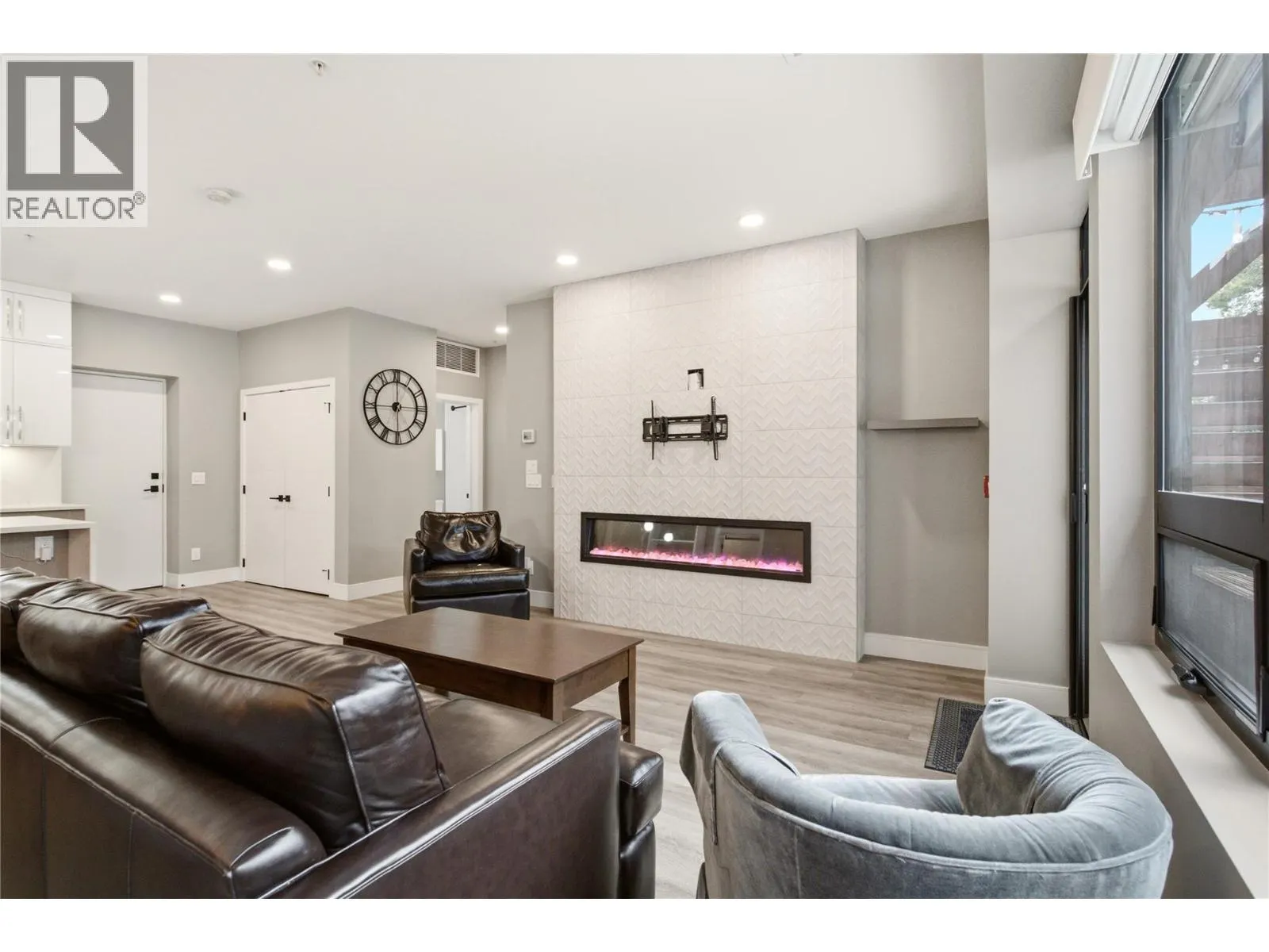 529 Truswell Road Unit# 103