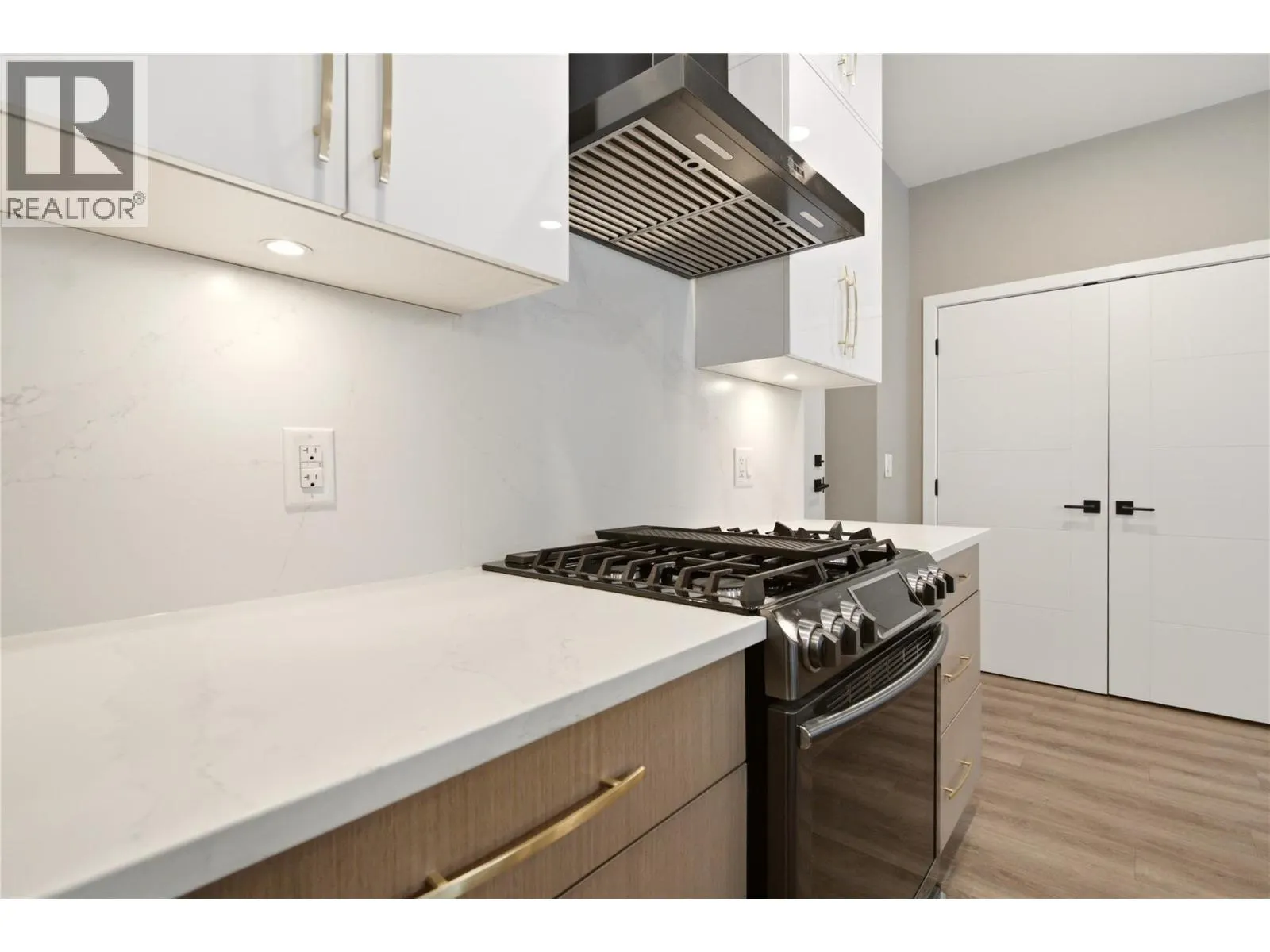 529 Truswell Road Unit# 103