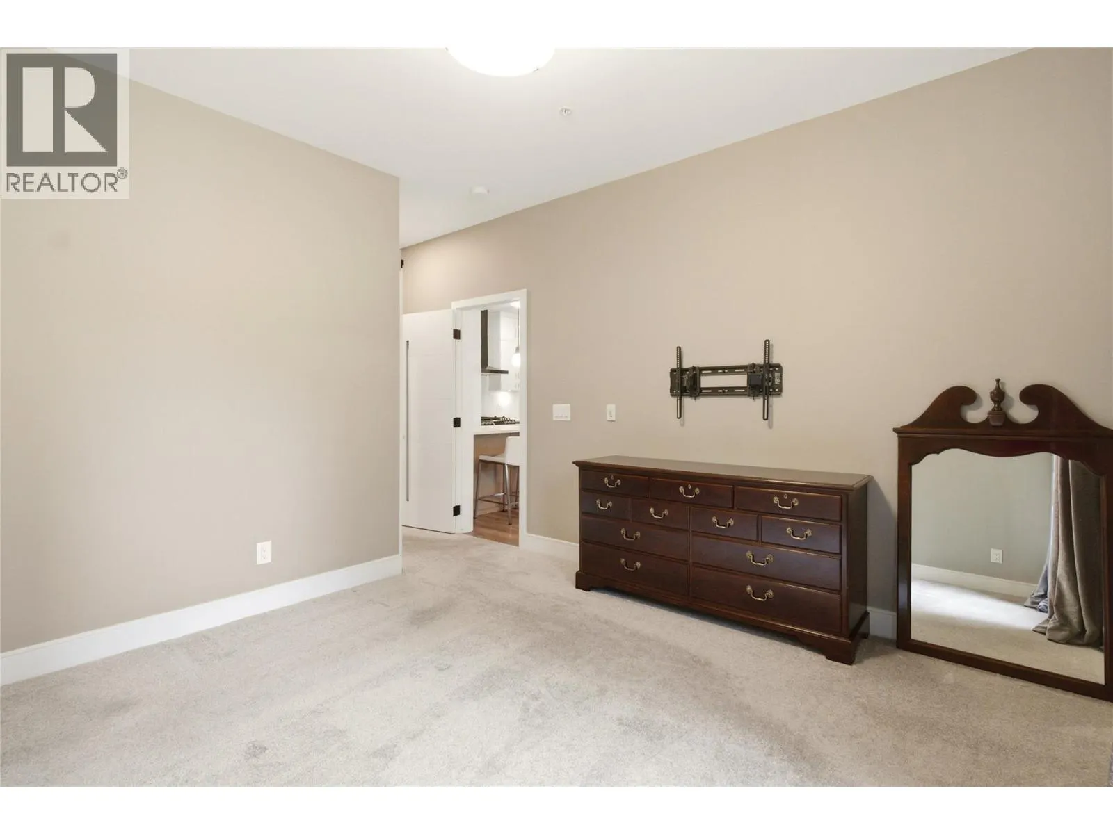 529 Truswell Road Unit# 103