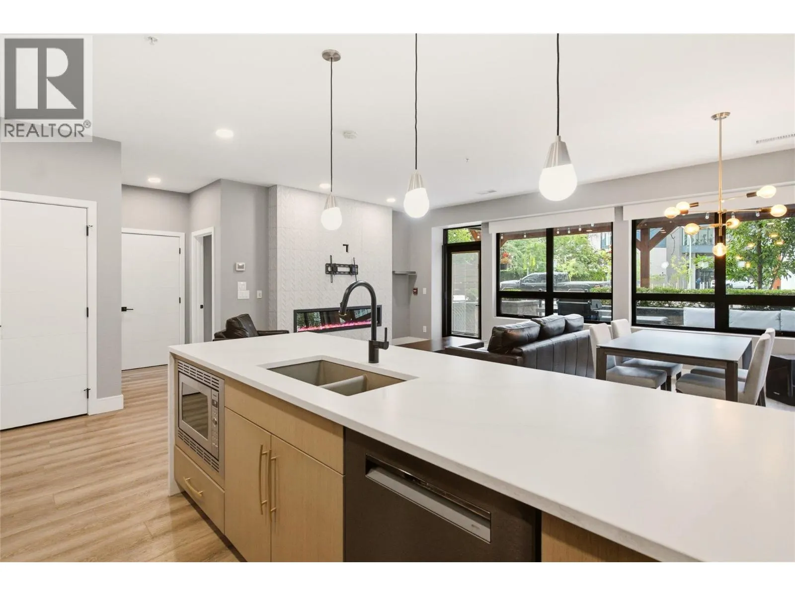529 Truswell Road Unit# 103
