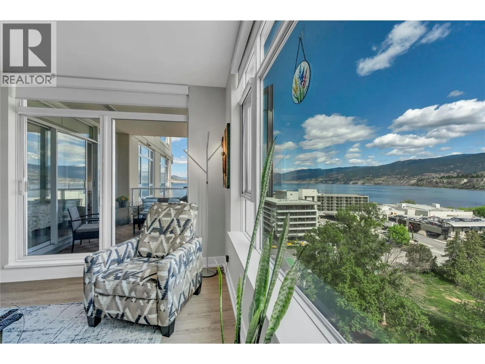 75 Martin Street Unit# 1103