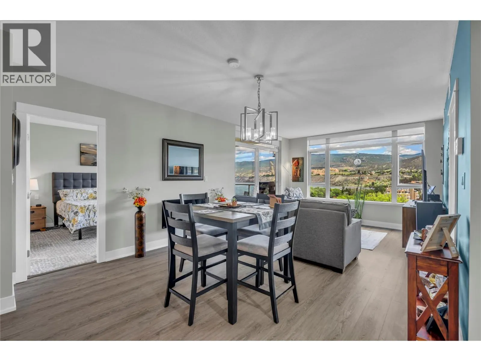 75 Martin Street Unit# 1103