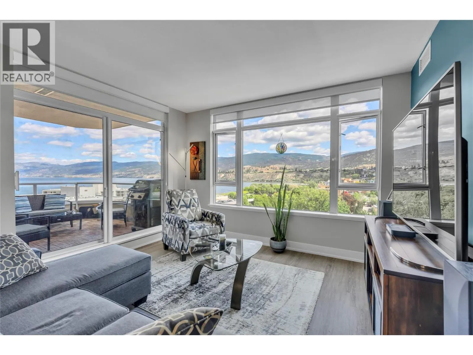 75 Martin Street Unit# 1103