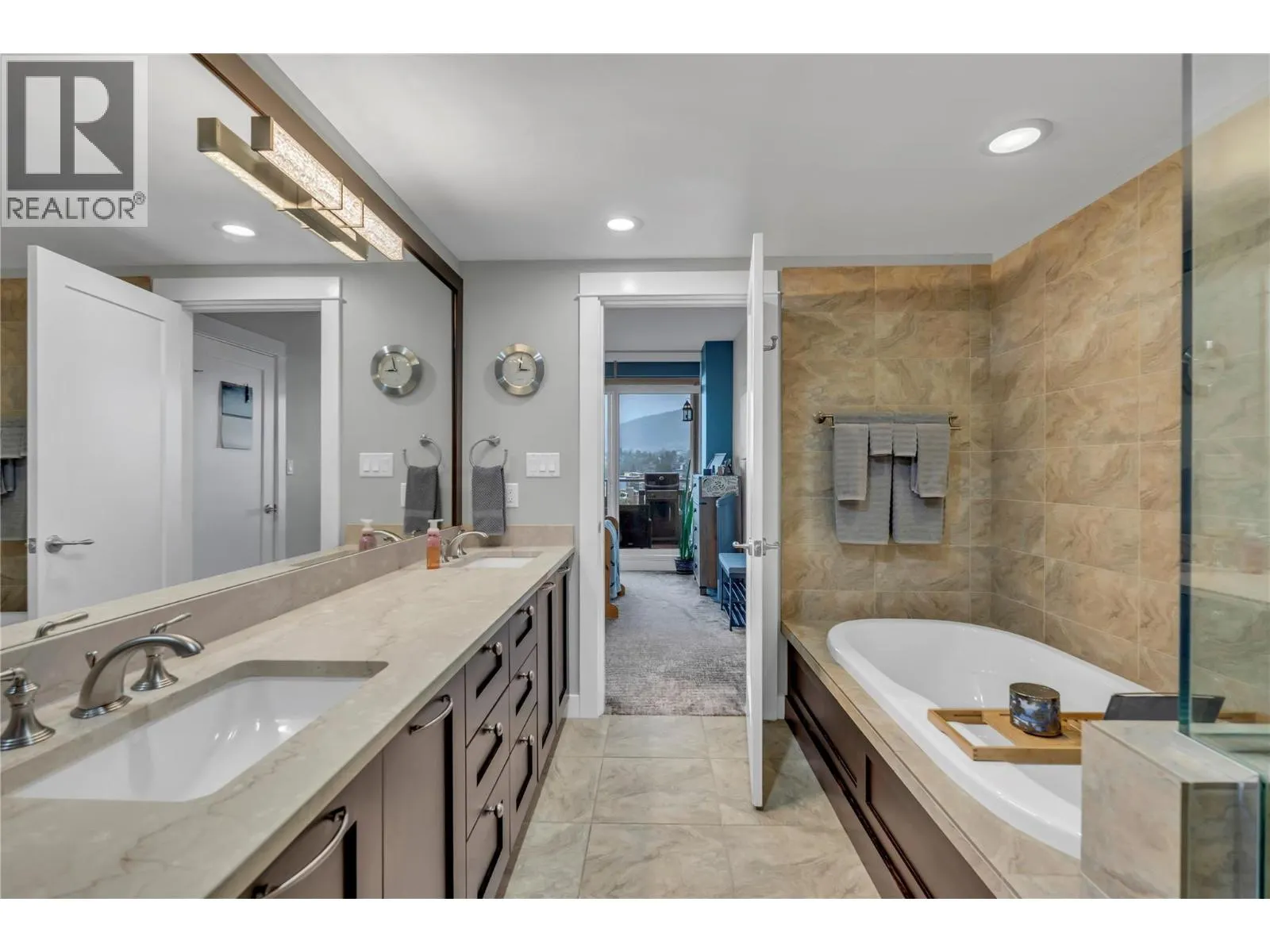 75 Martin Street Unit# 1103