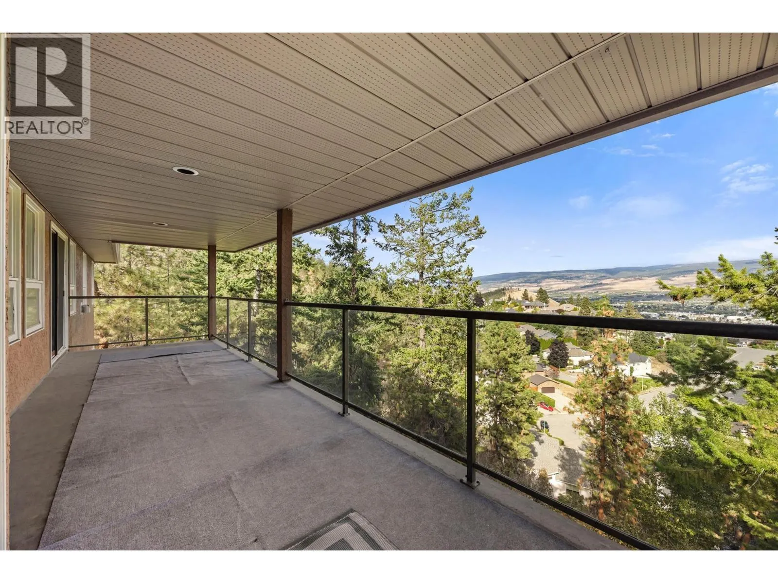2308 Lillooet Crescent