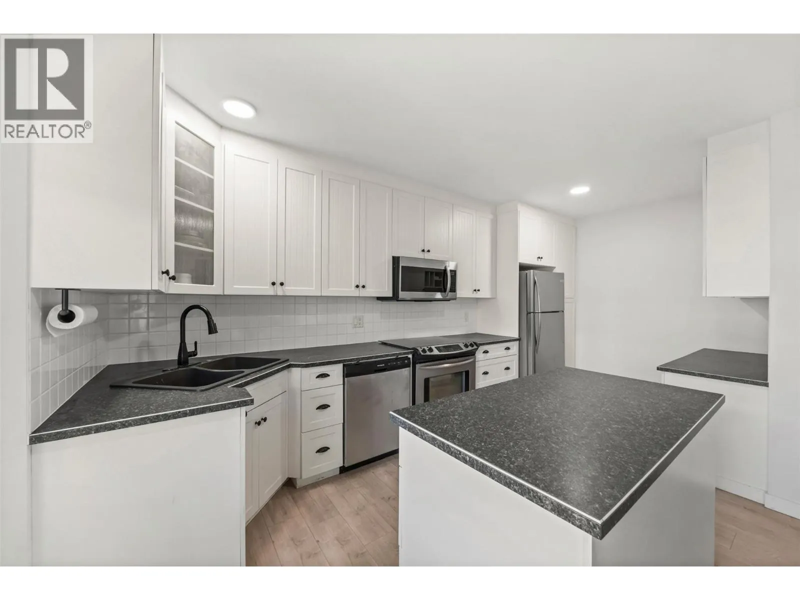 2308 Lillooet Crescent