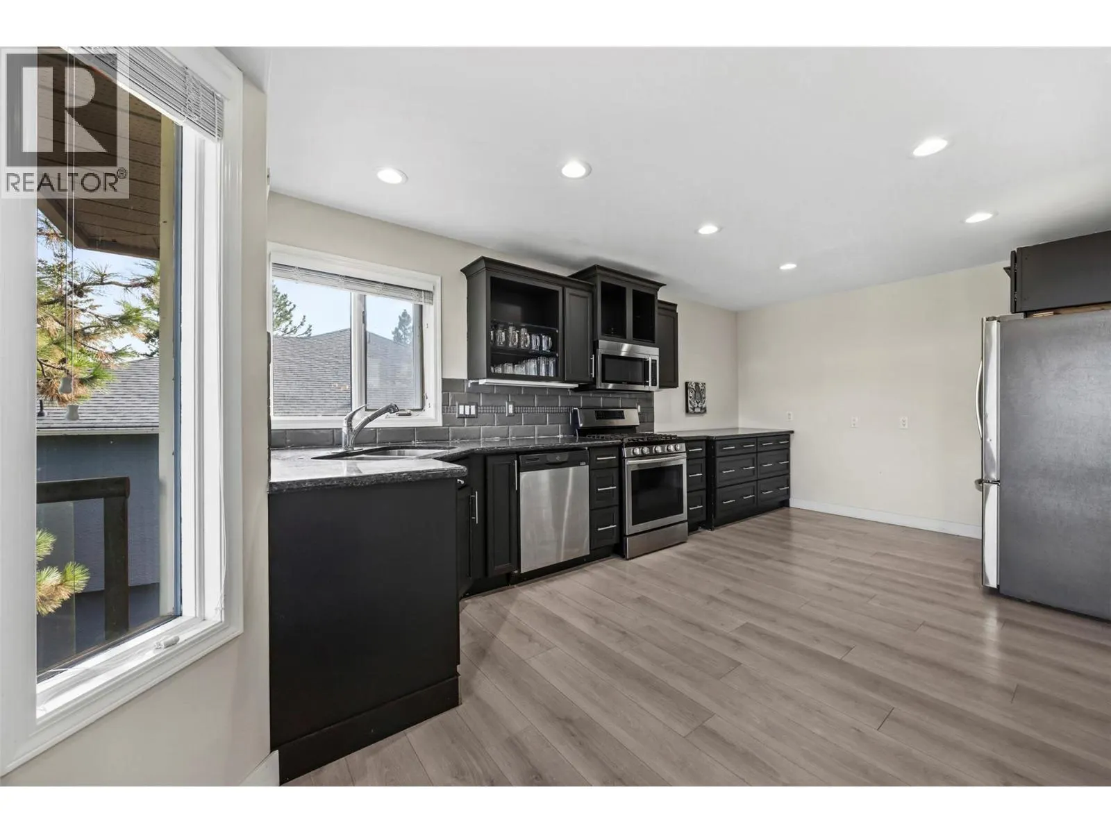 2308 Lillooet Crescent