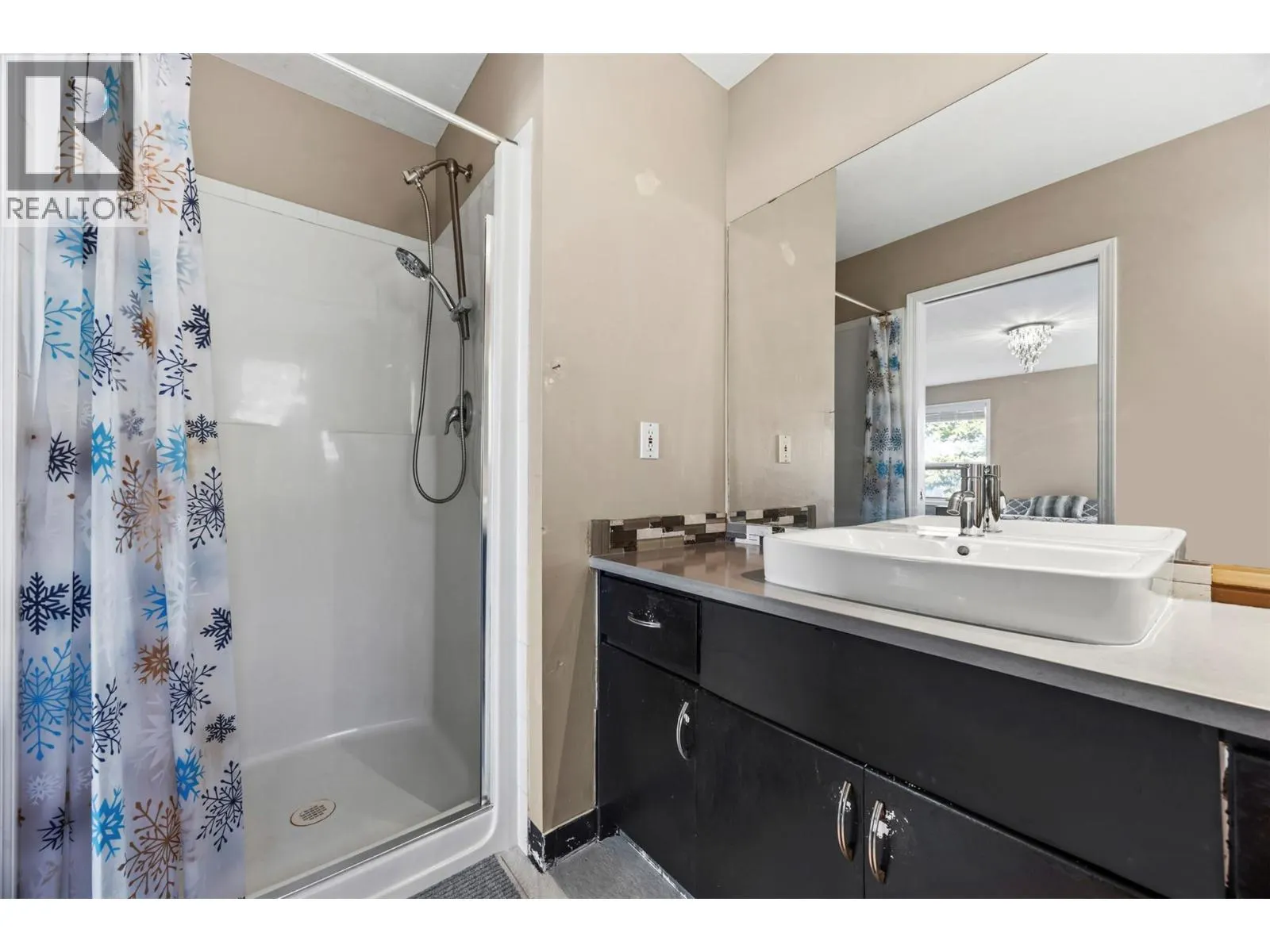 2308 Lillooet Crescent