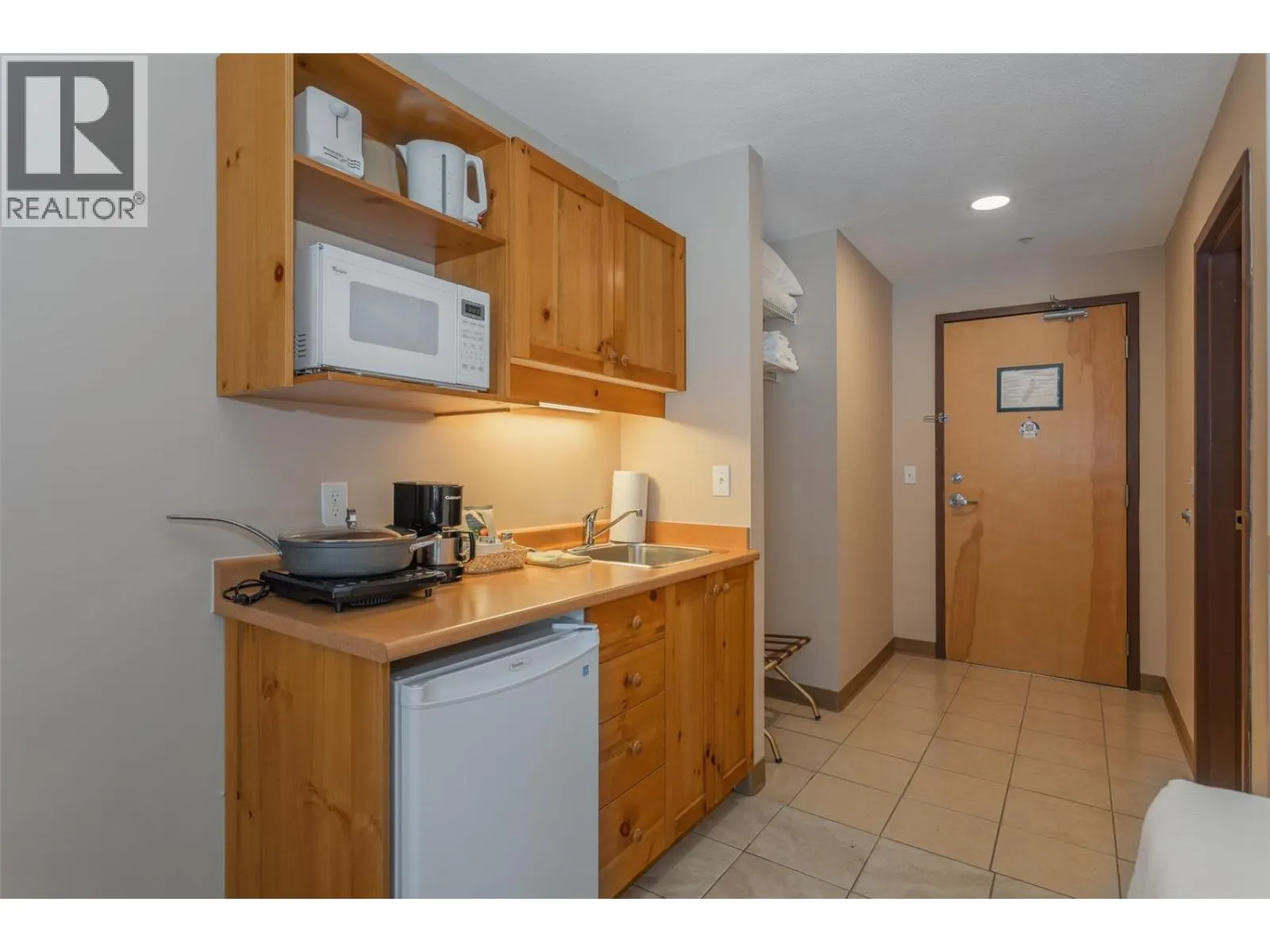 5340 Big White Road Unit# 203