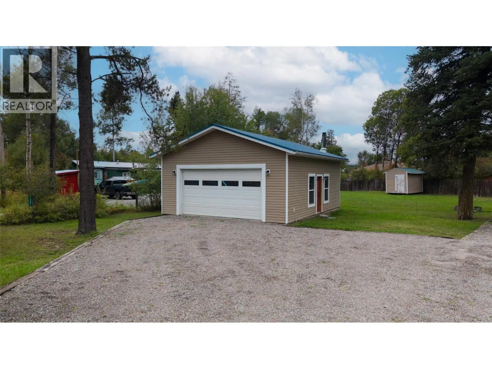7285 Jaffray Village Loop Road