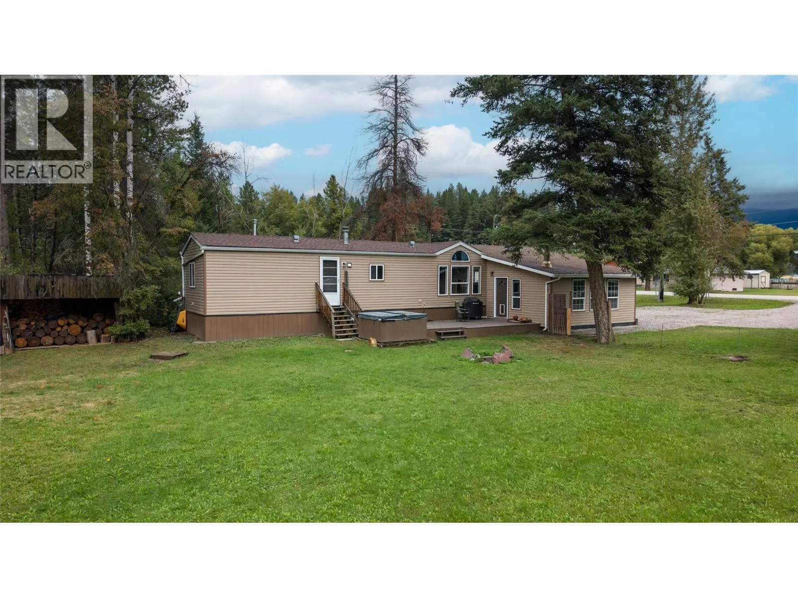 7285 Jaffray Village Loop Road