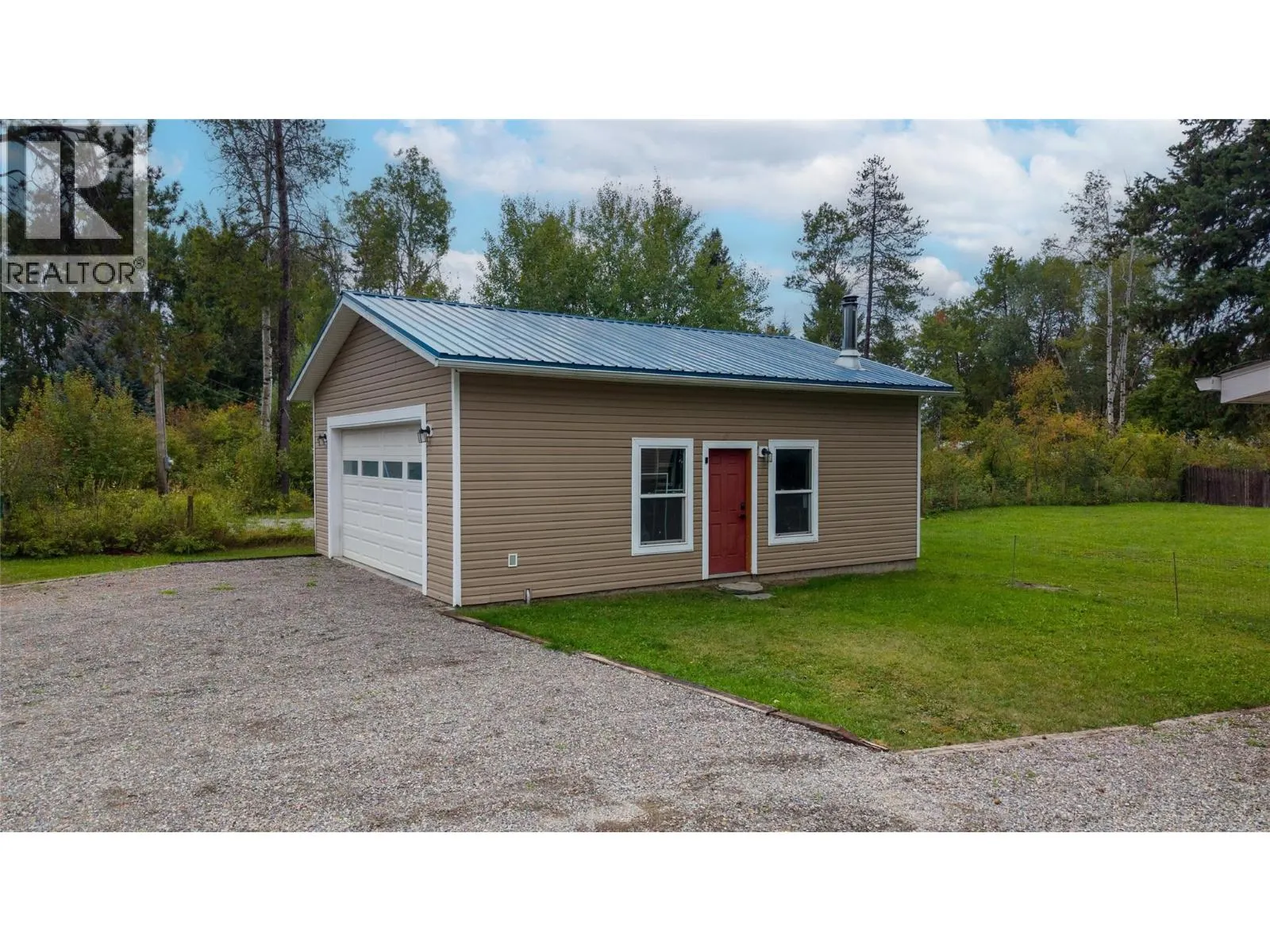 7285 Jaffray Village Loop Road