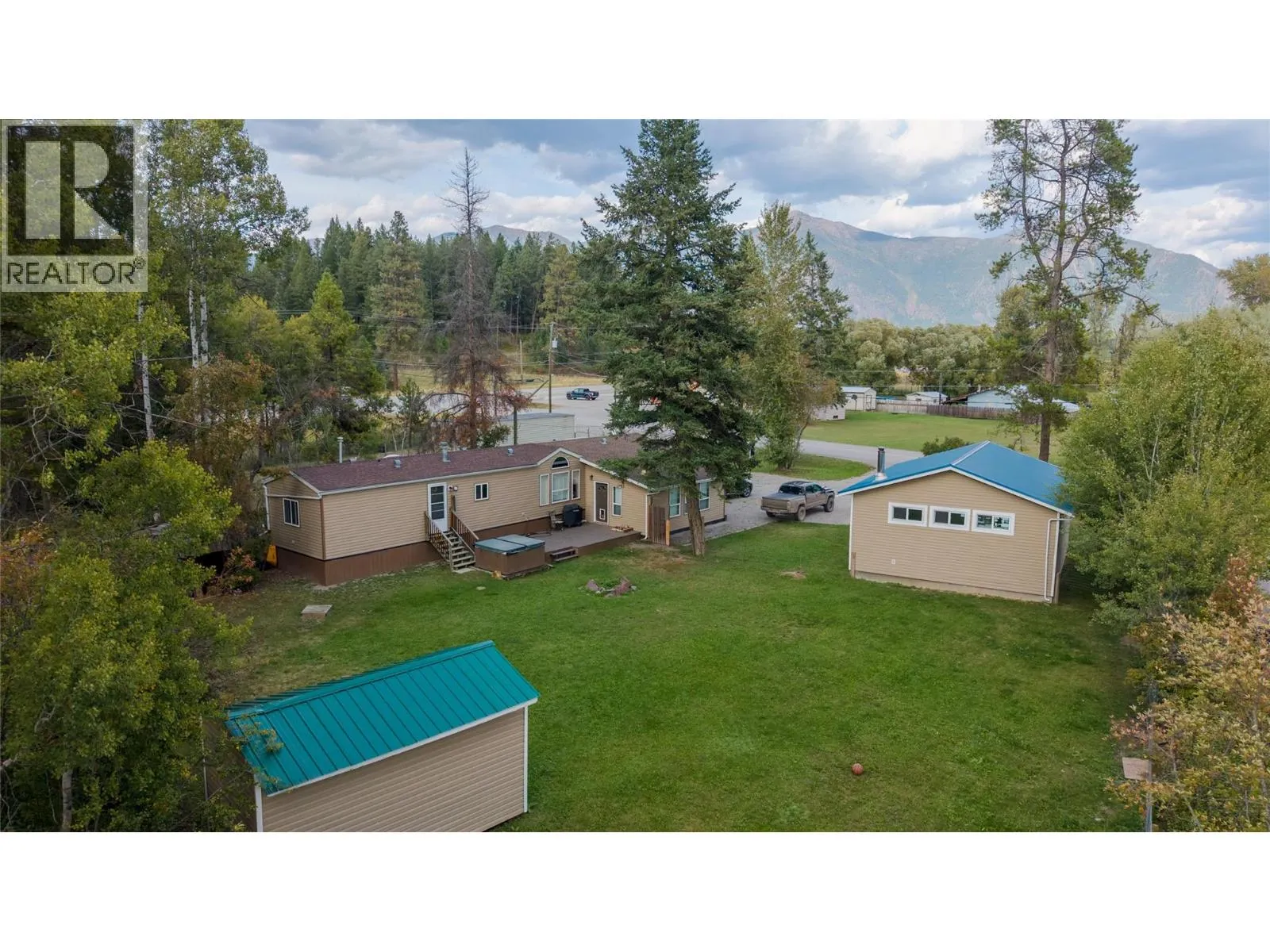 7285 Jaffray Village Loop Road