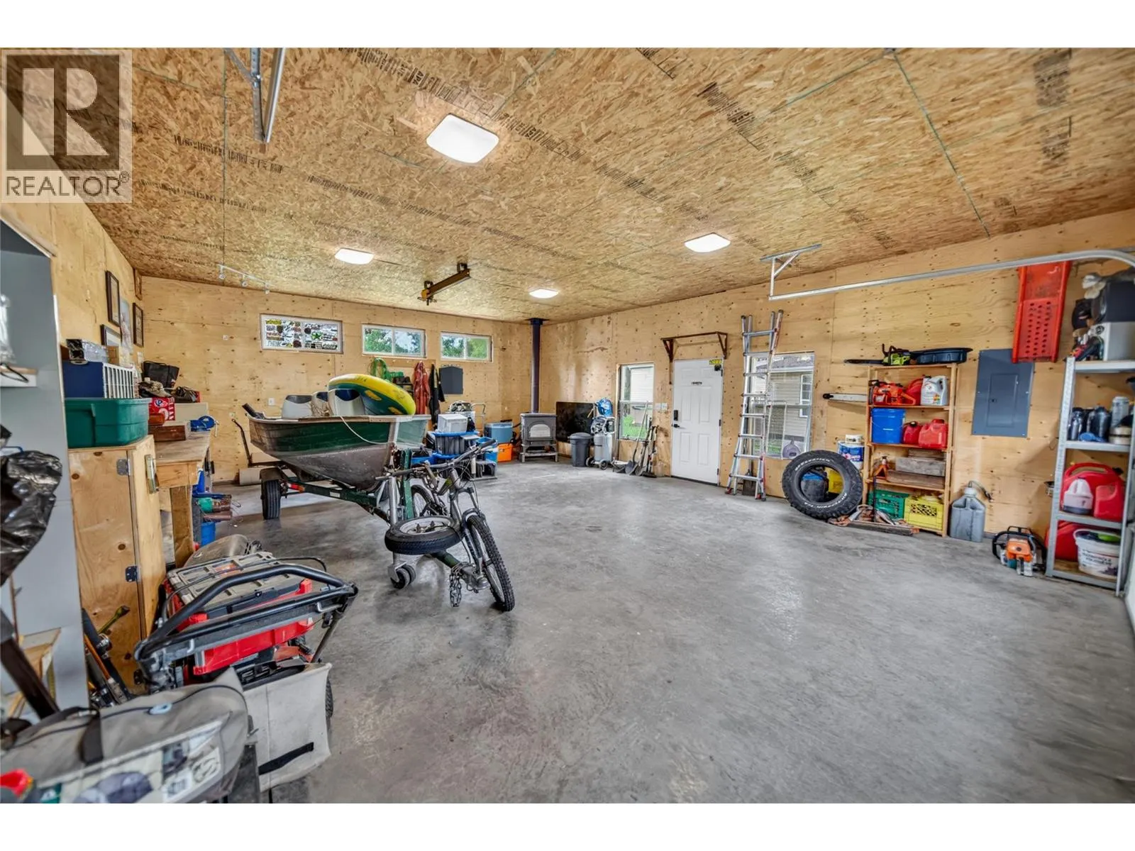 7285 Jaffray Village Loop Road