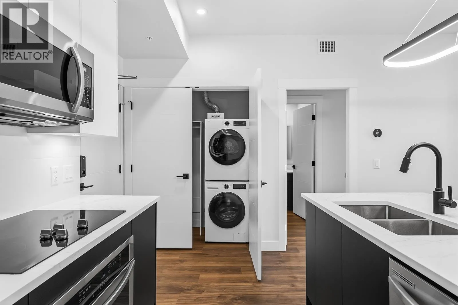 1280 Sutherland Avenue Unit# 404